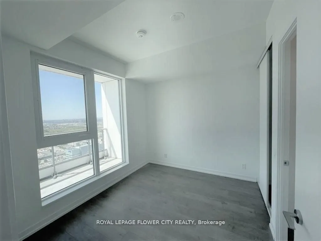 950 Portage Parkway, #3807