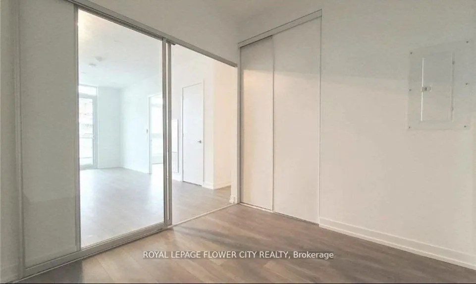 950 Portage Parkway, #3807