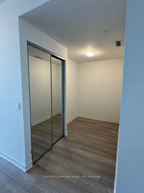 474 Caldari Road, #807