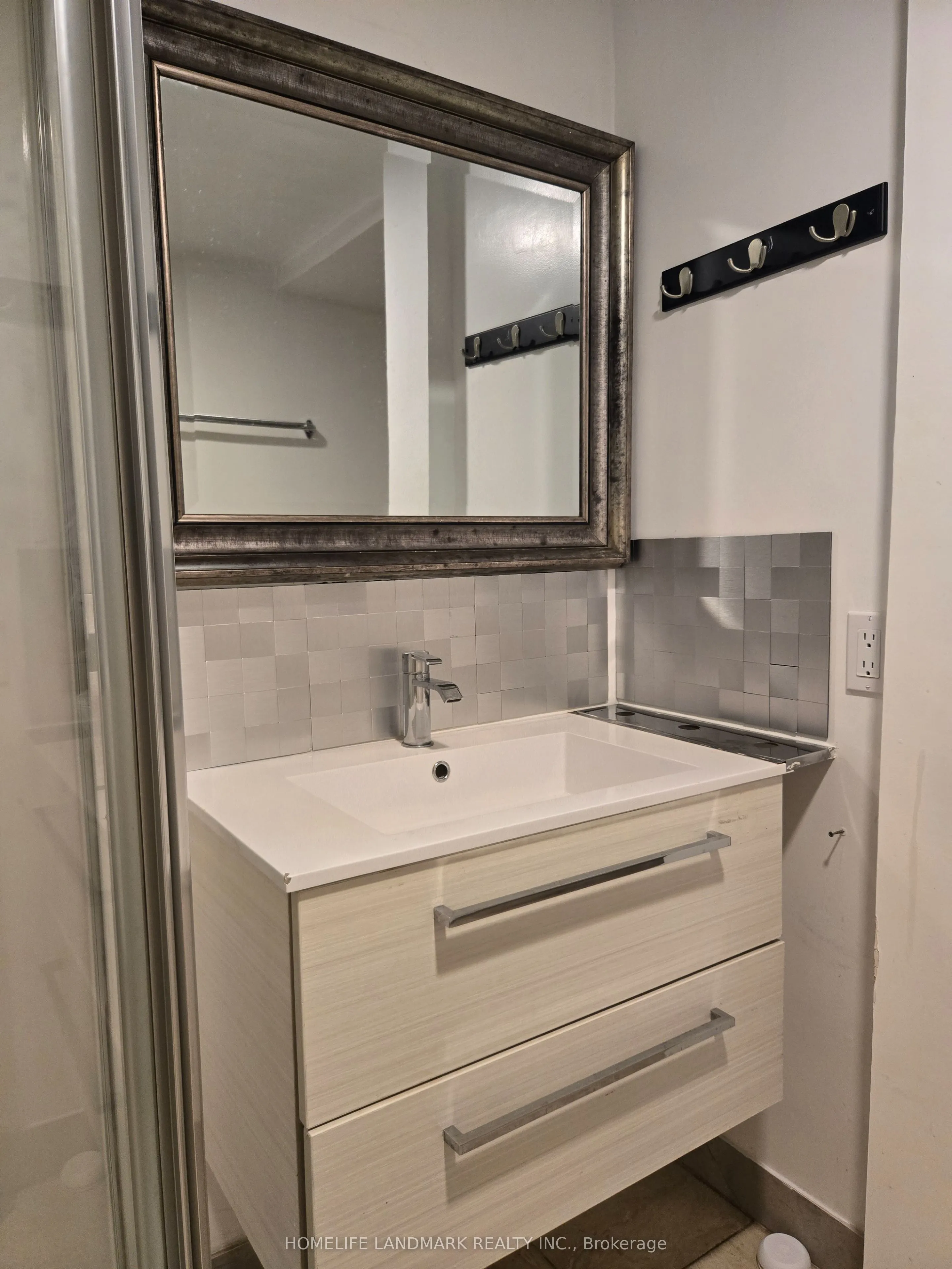 154 William Bowes Boulevard W, #Bsmt
