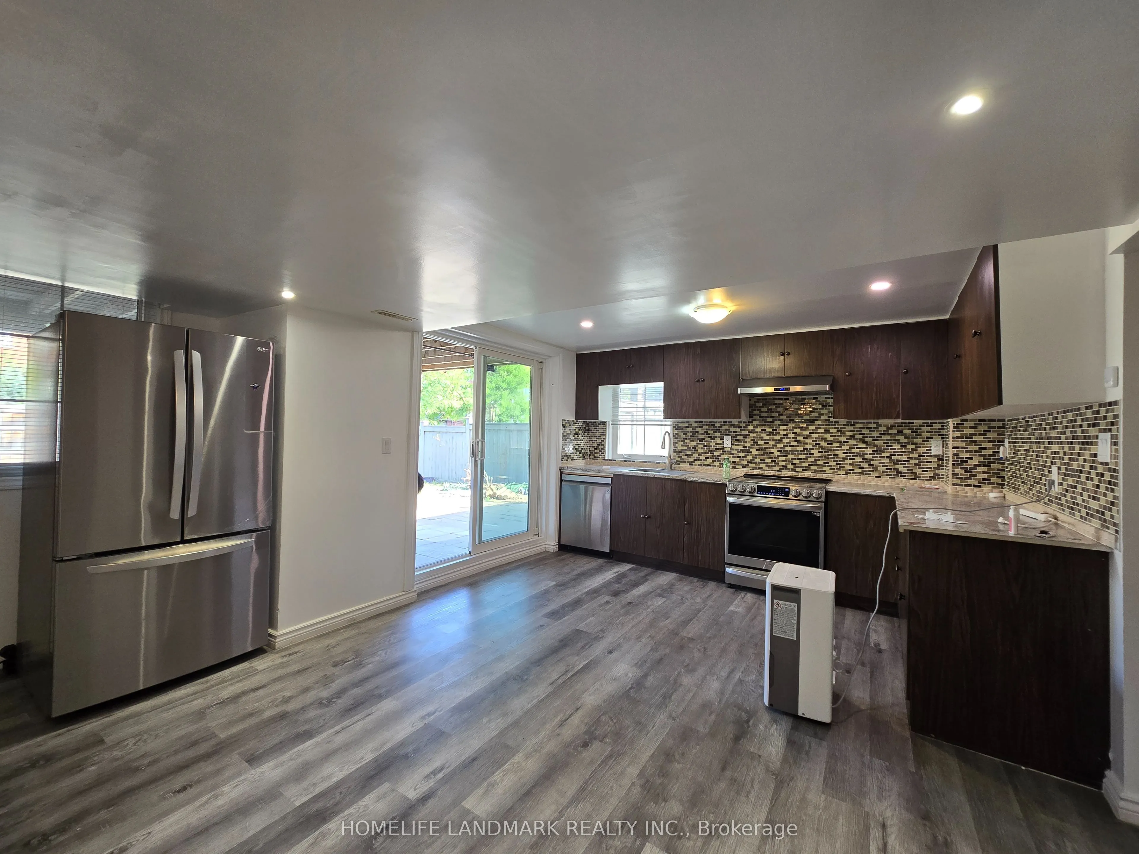 154 William Bowes Boulevard W, #Bsmt