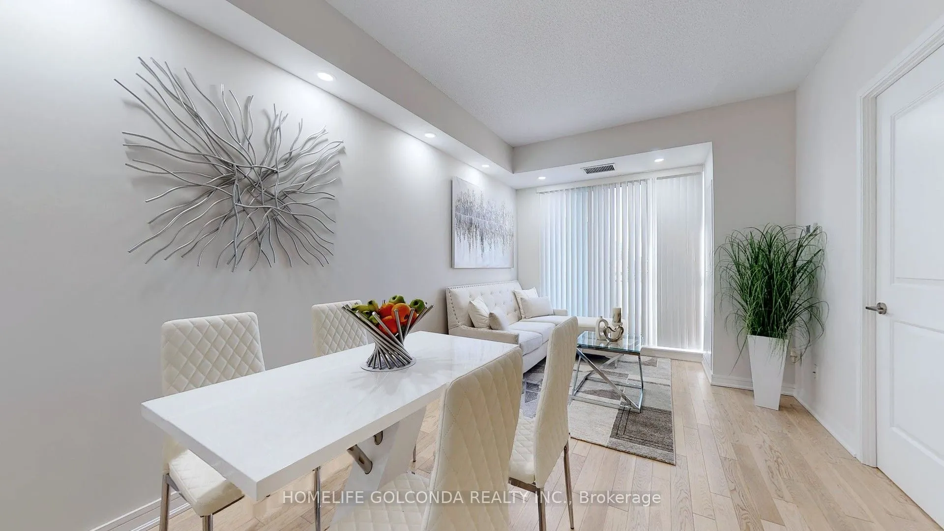9199 Yonge Street, #SE 501