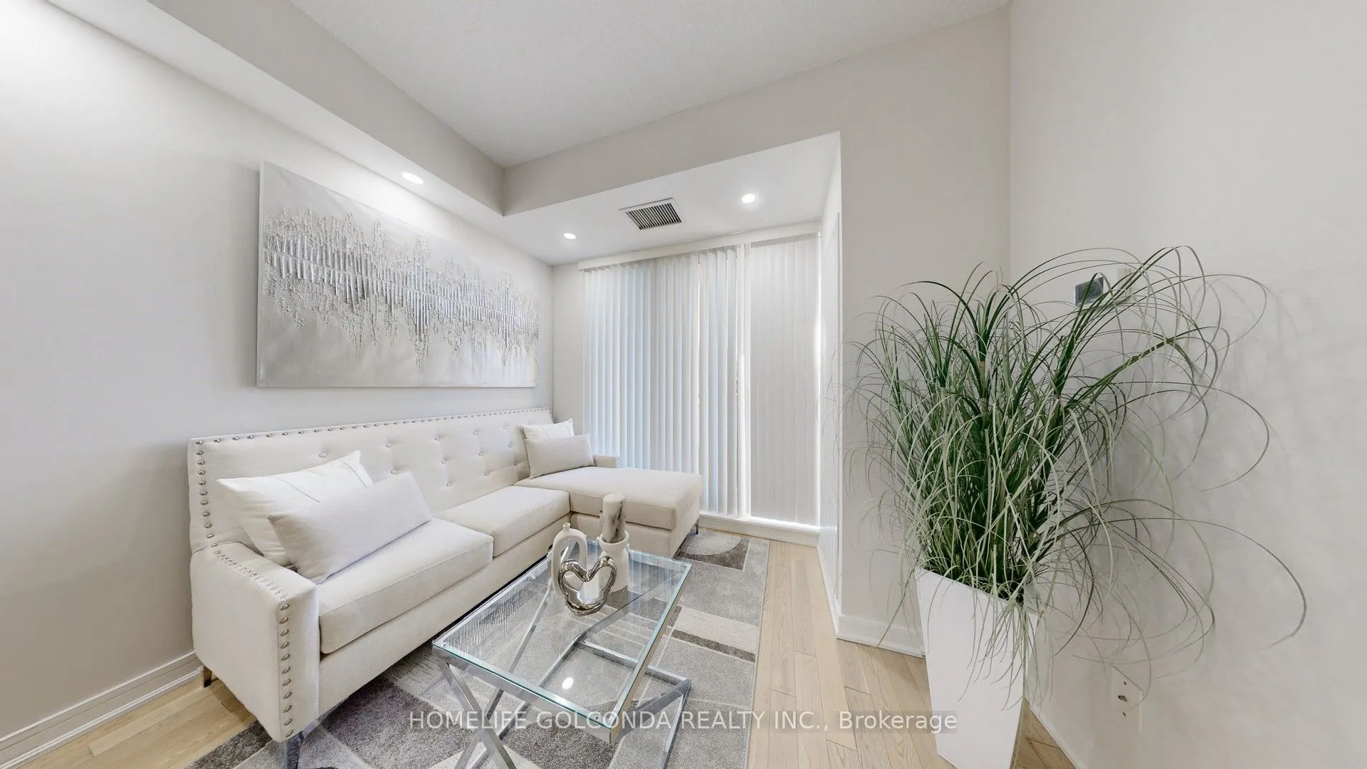 9199 Yonge Street, #SE 501