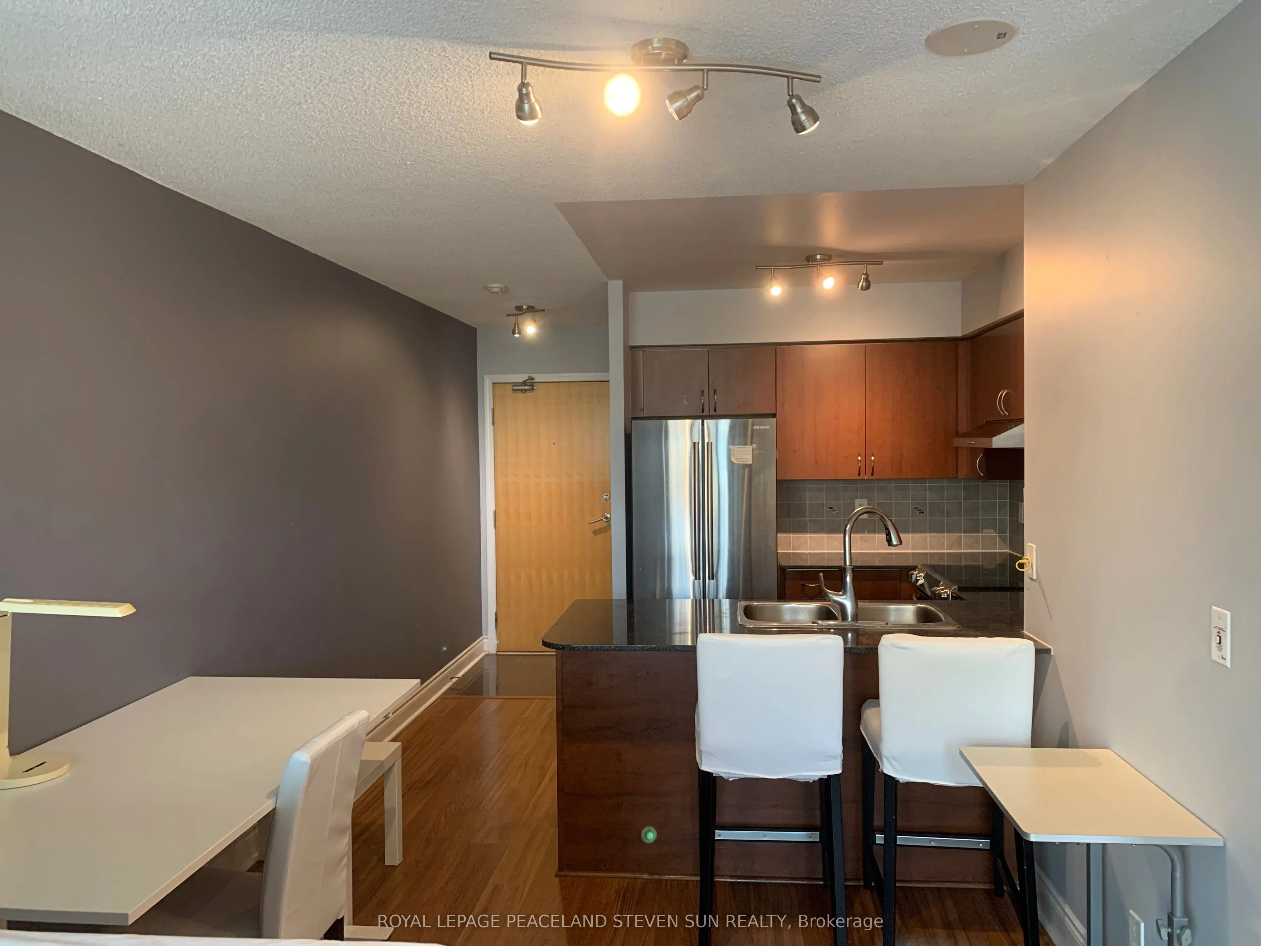 55 South Town Centre Boulevard, #515