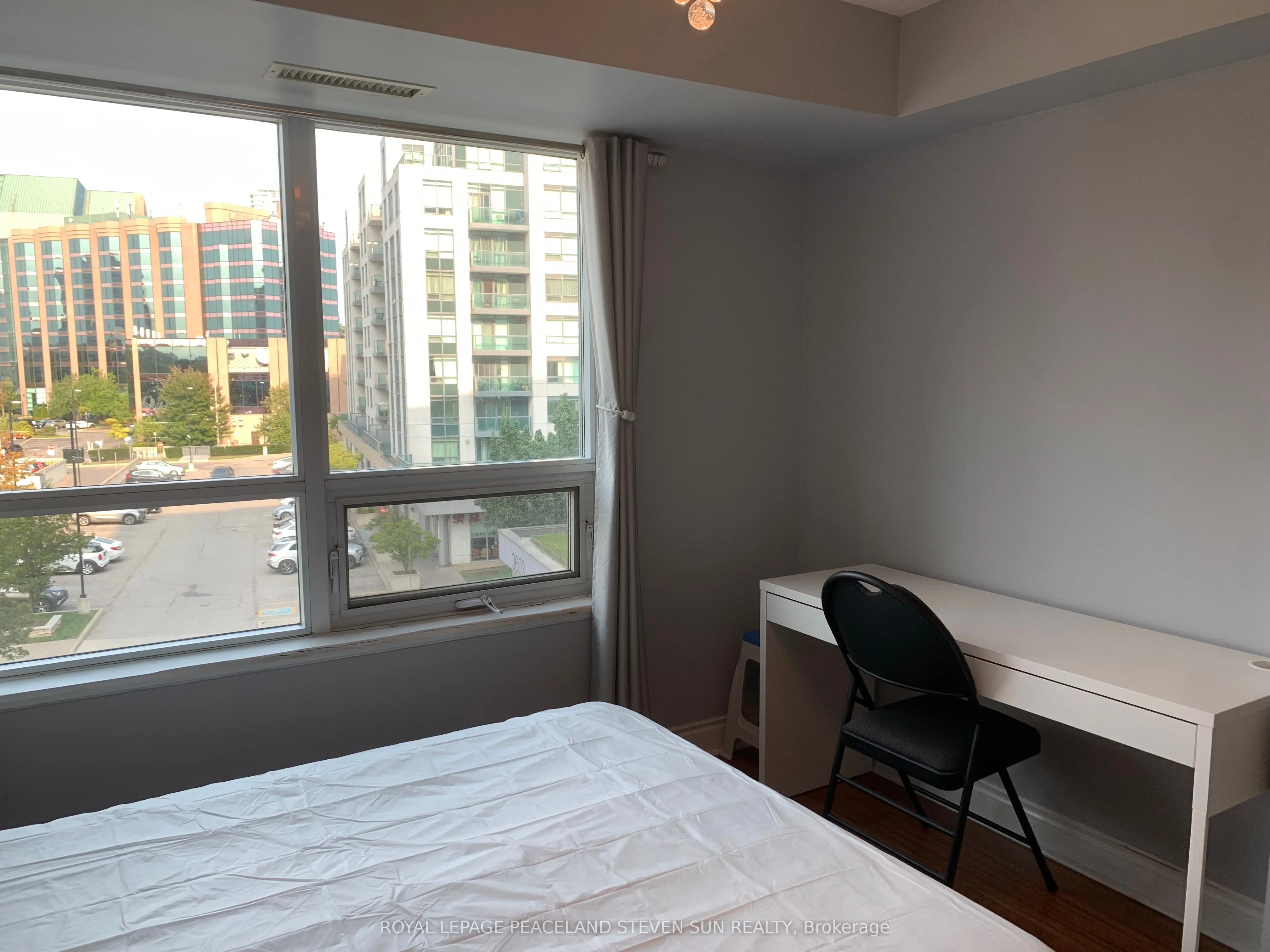 55 South Town Centre Boulevard, #515