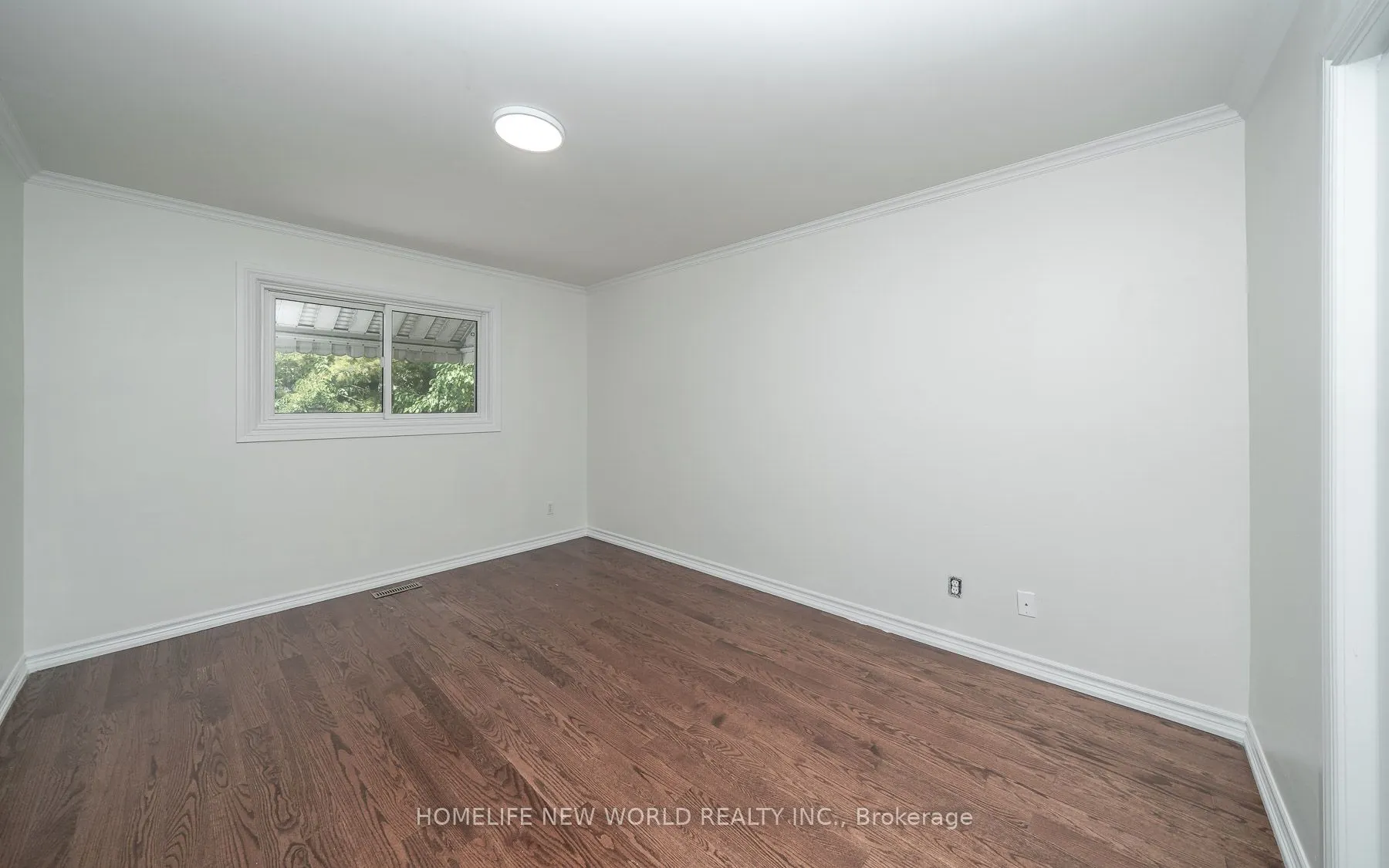 16 Sir Constantine Drive, #Main