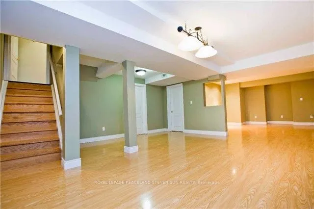22 Aladdin Crescent