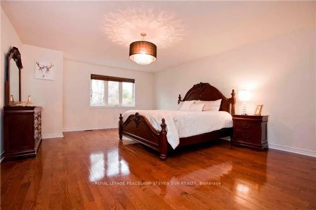 22 Aladdin Crescent