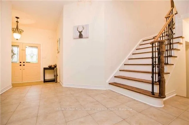 22 Aladdin Crescent