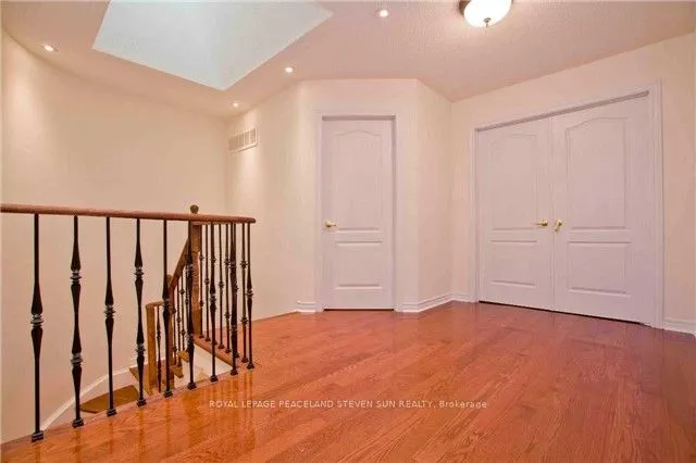 22 Aladdin Crescent