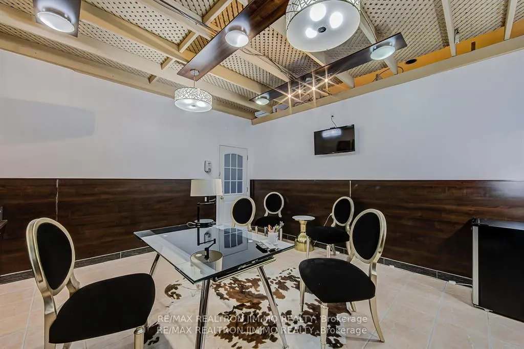 670 Highway 7 E, #85