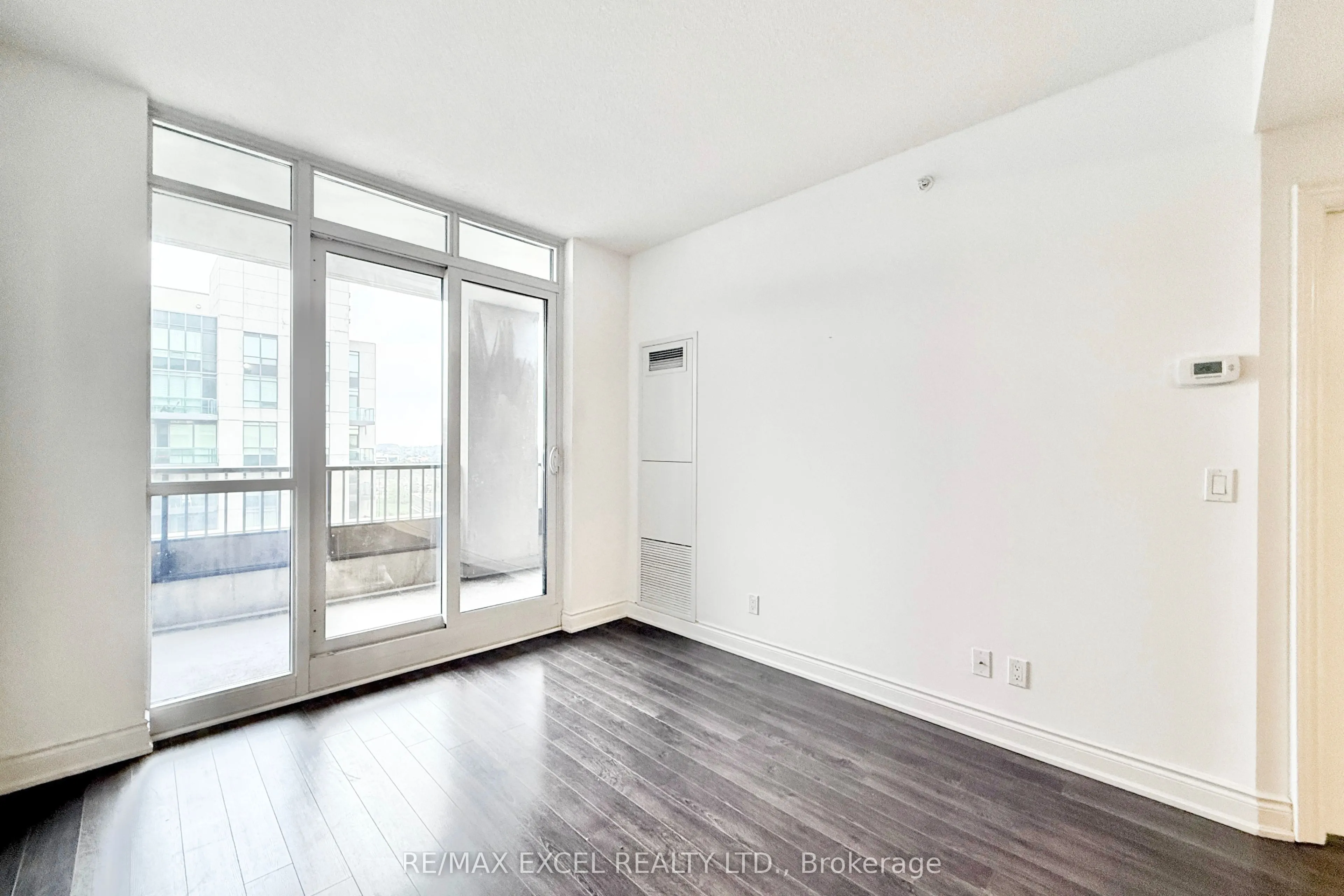 89 South Town Centre Boulevard, #8