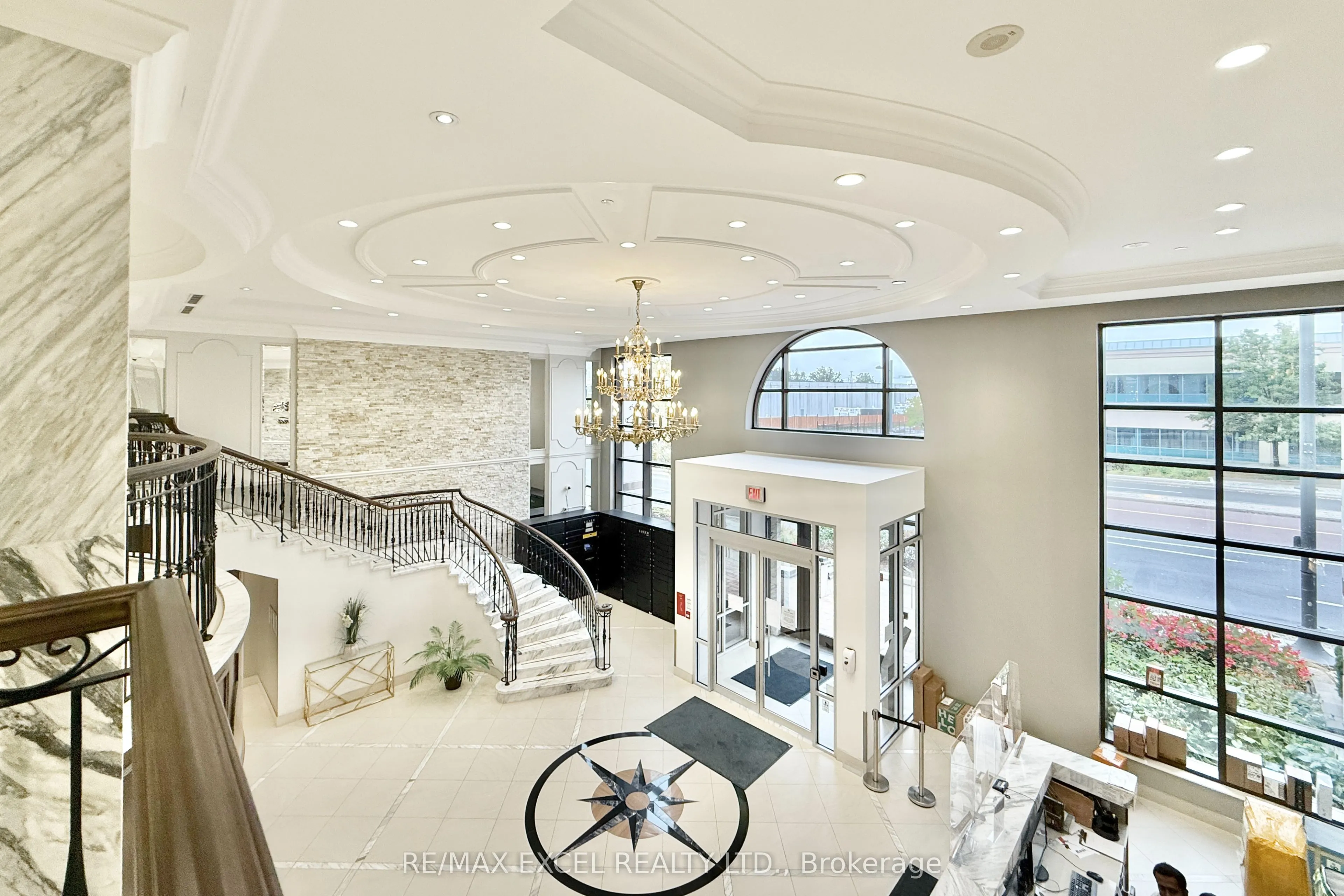 89 South Town Centre Boulevard, #8