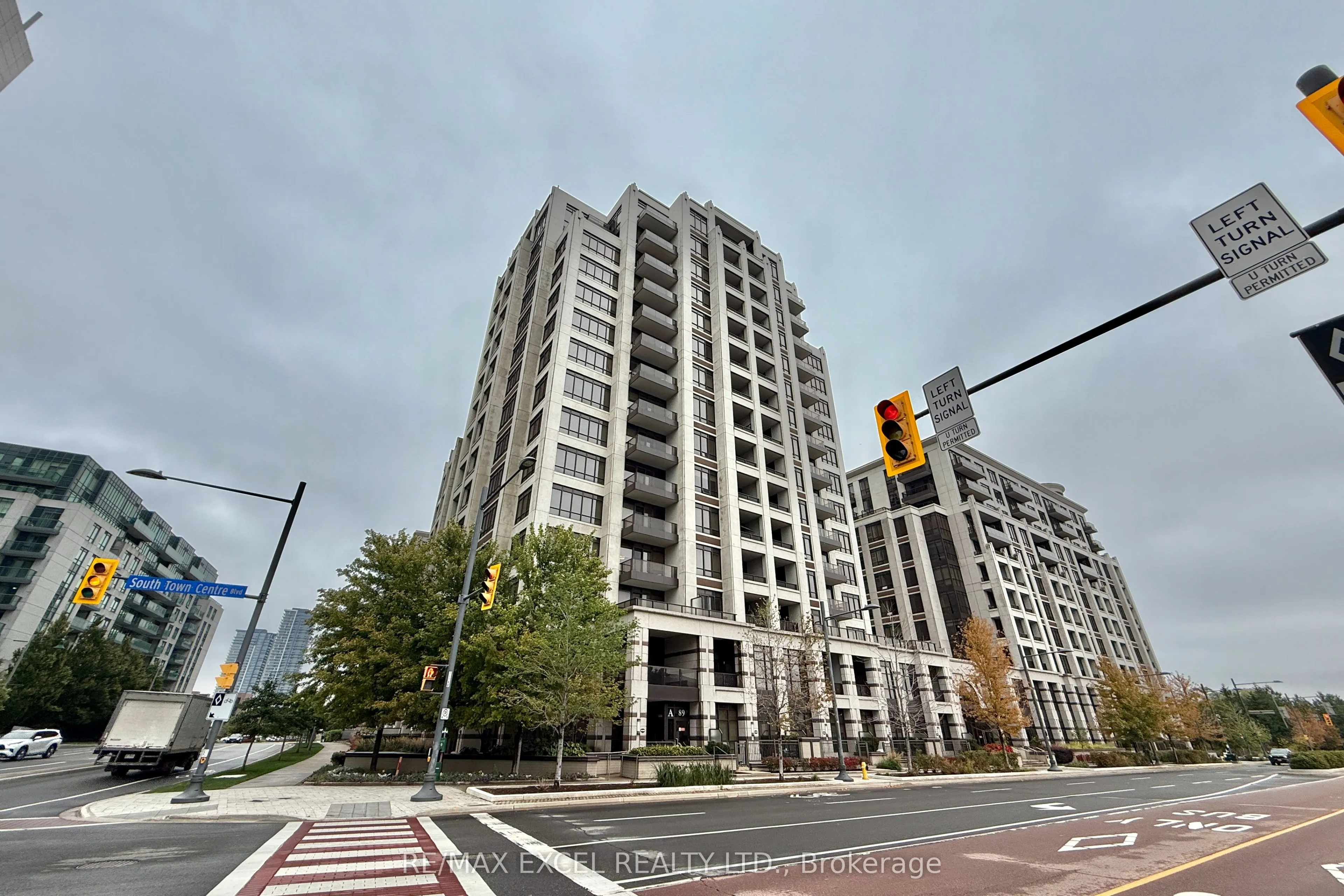 89 South Town Centre Boulevard, #8