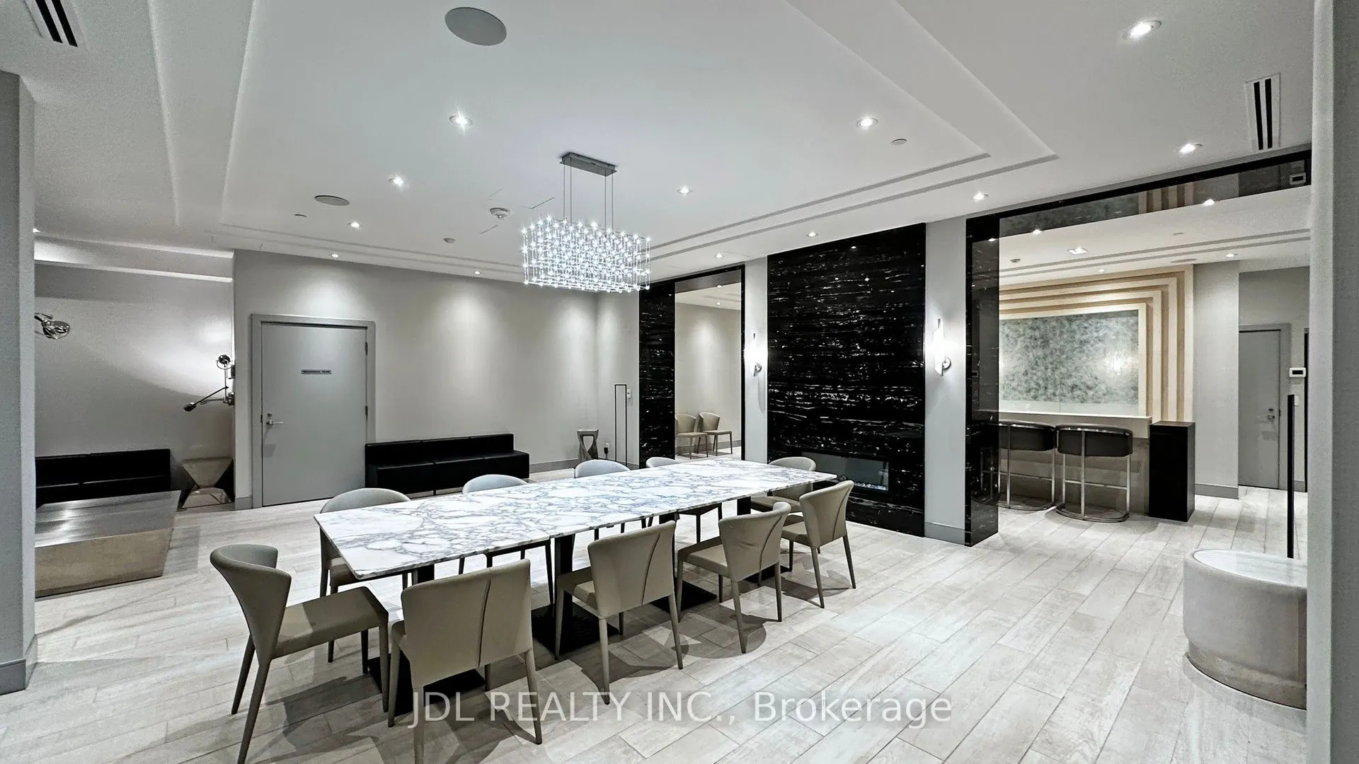 398 Highway 7 E, #803