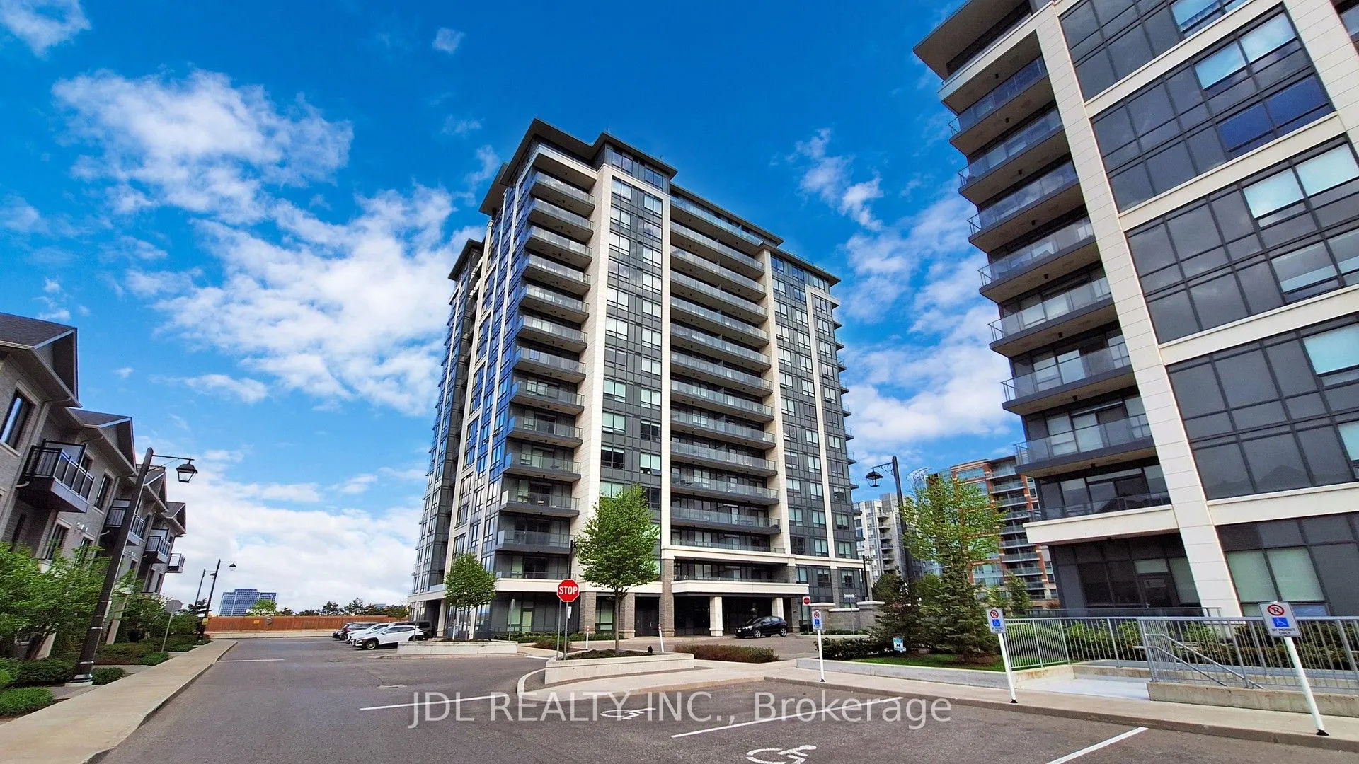 398 Highway 7 E, #803
