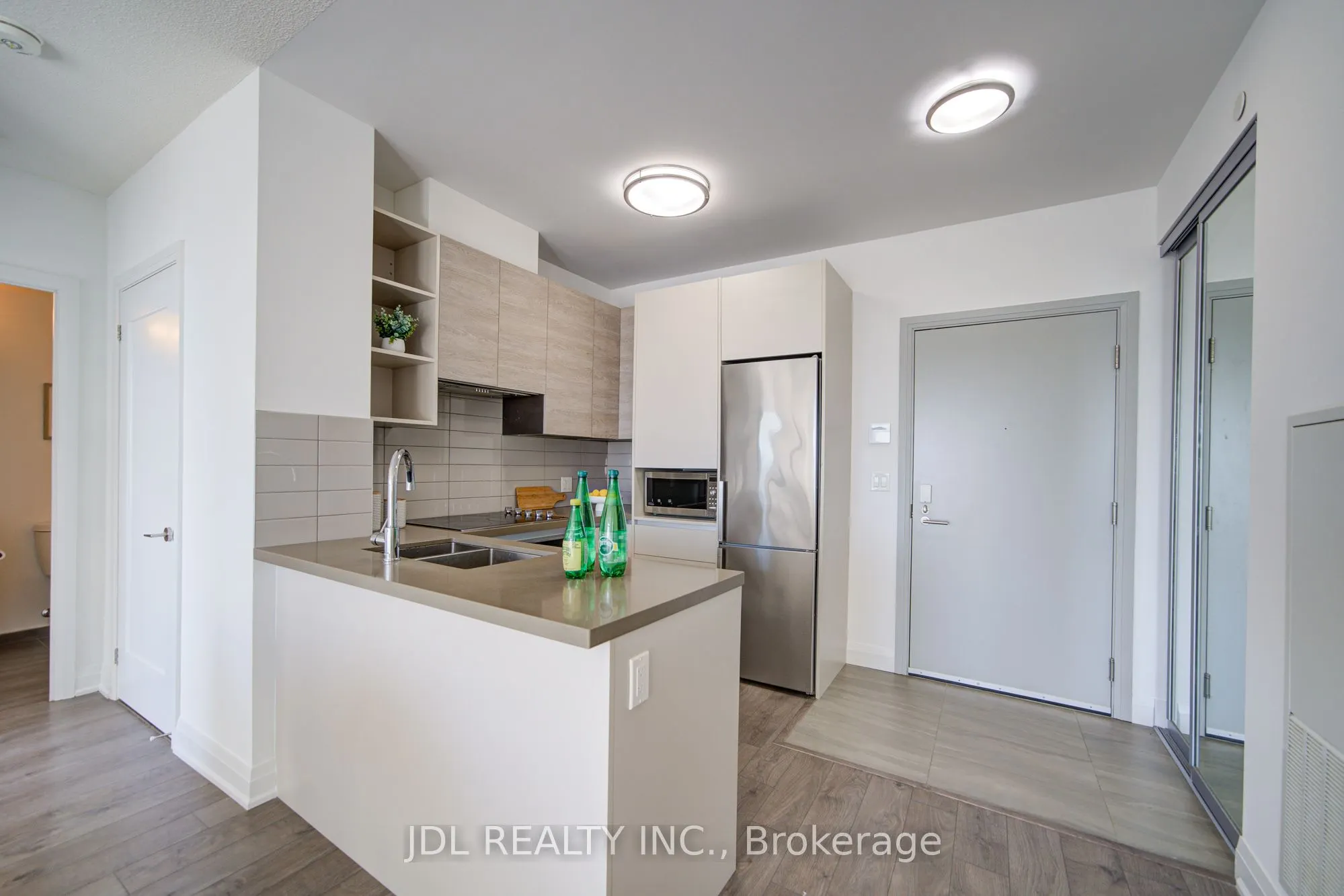 398 Highway 7 E, #803