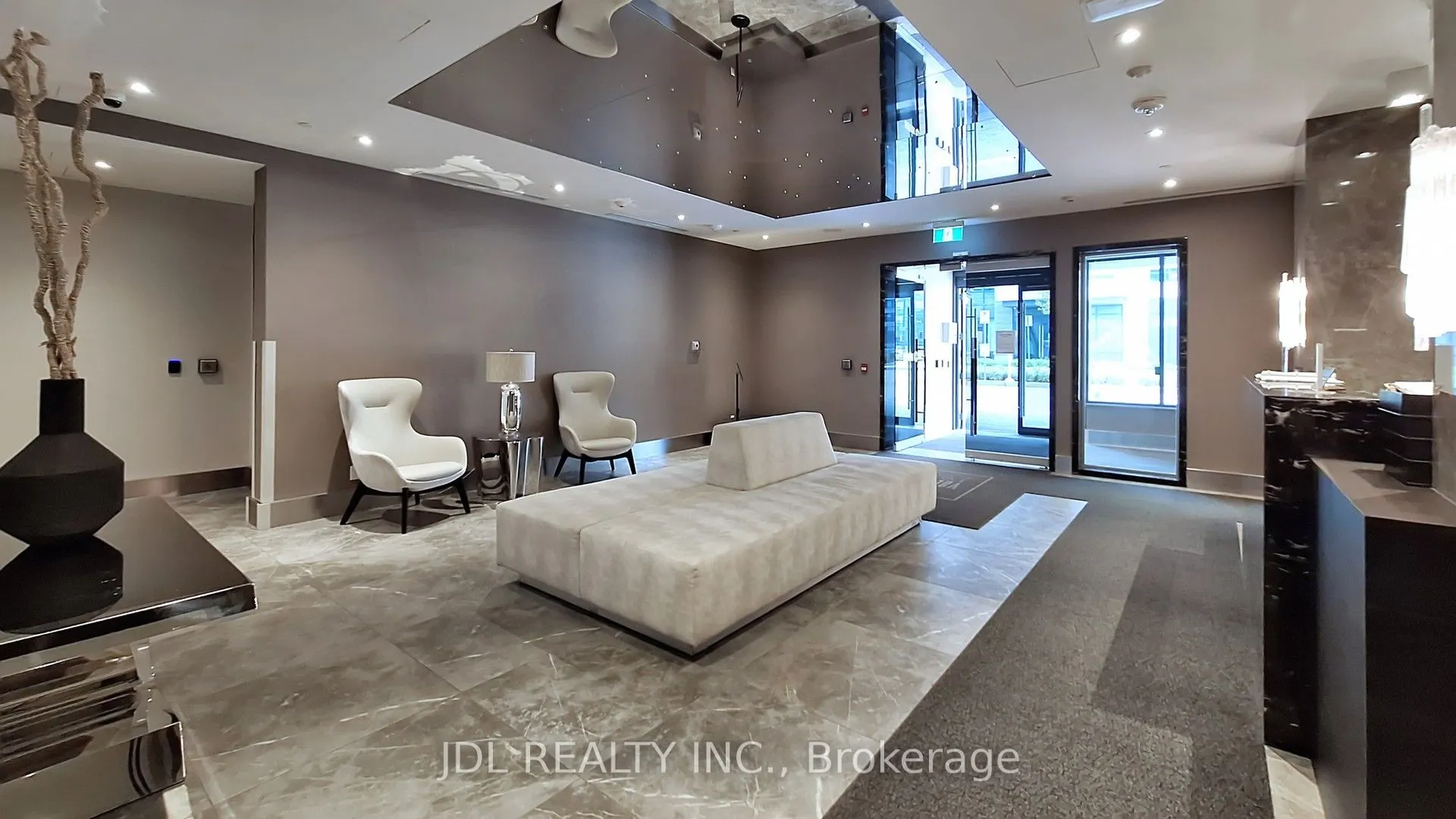 398 Highway 7 E, #803