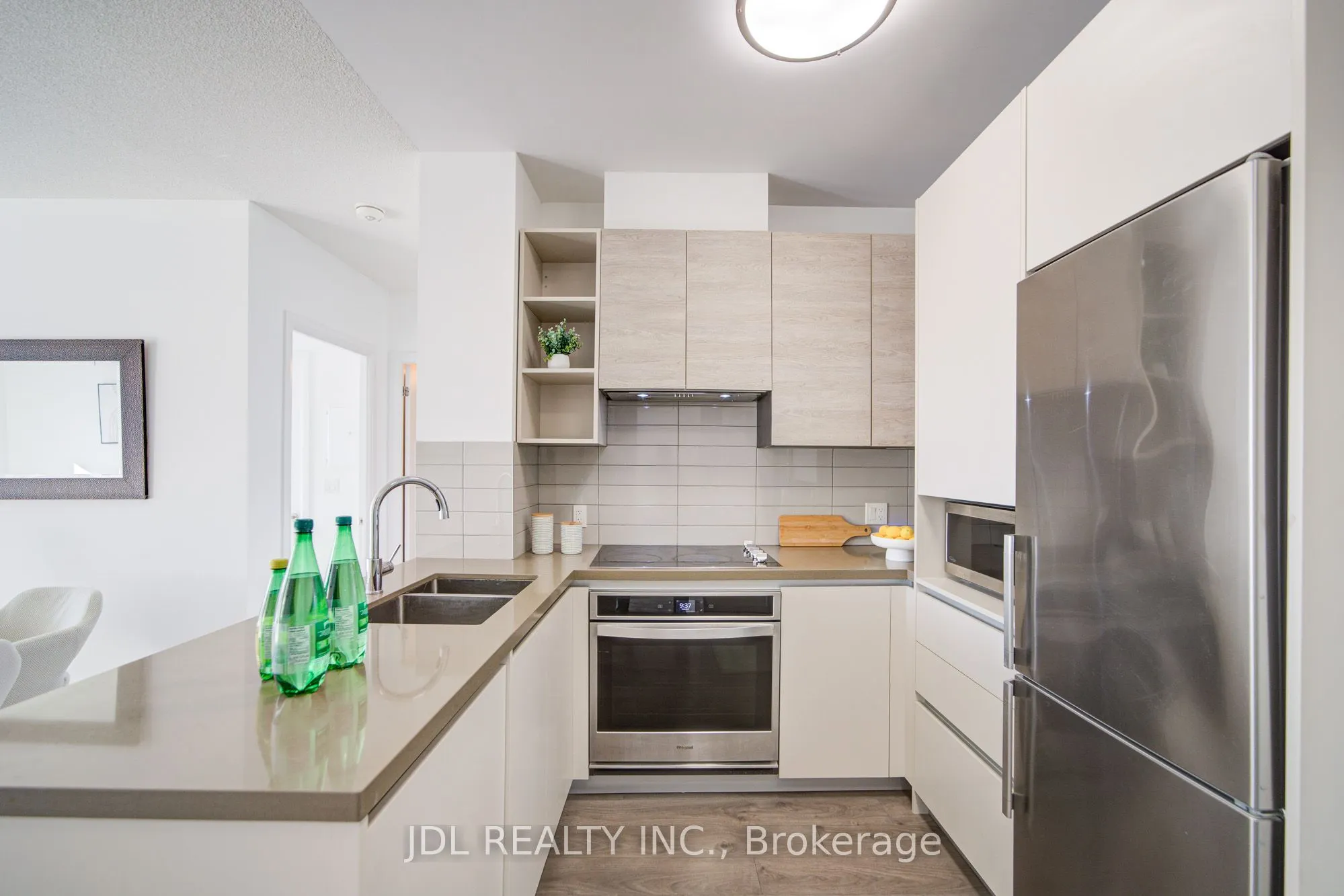 398 Highway 7 E, #803