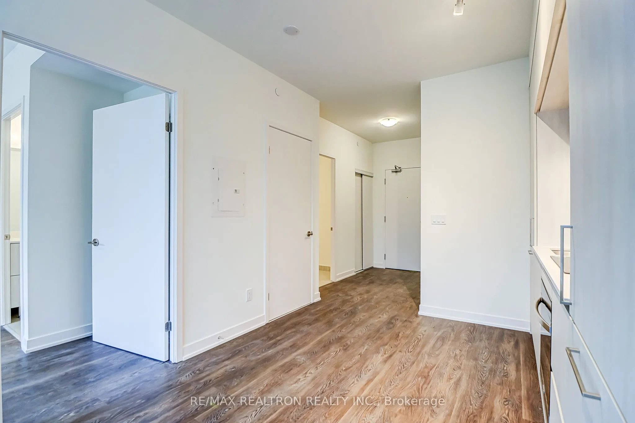 2 David Eyer Road, #722