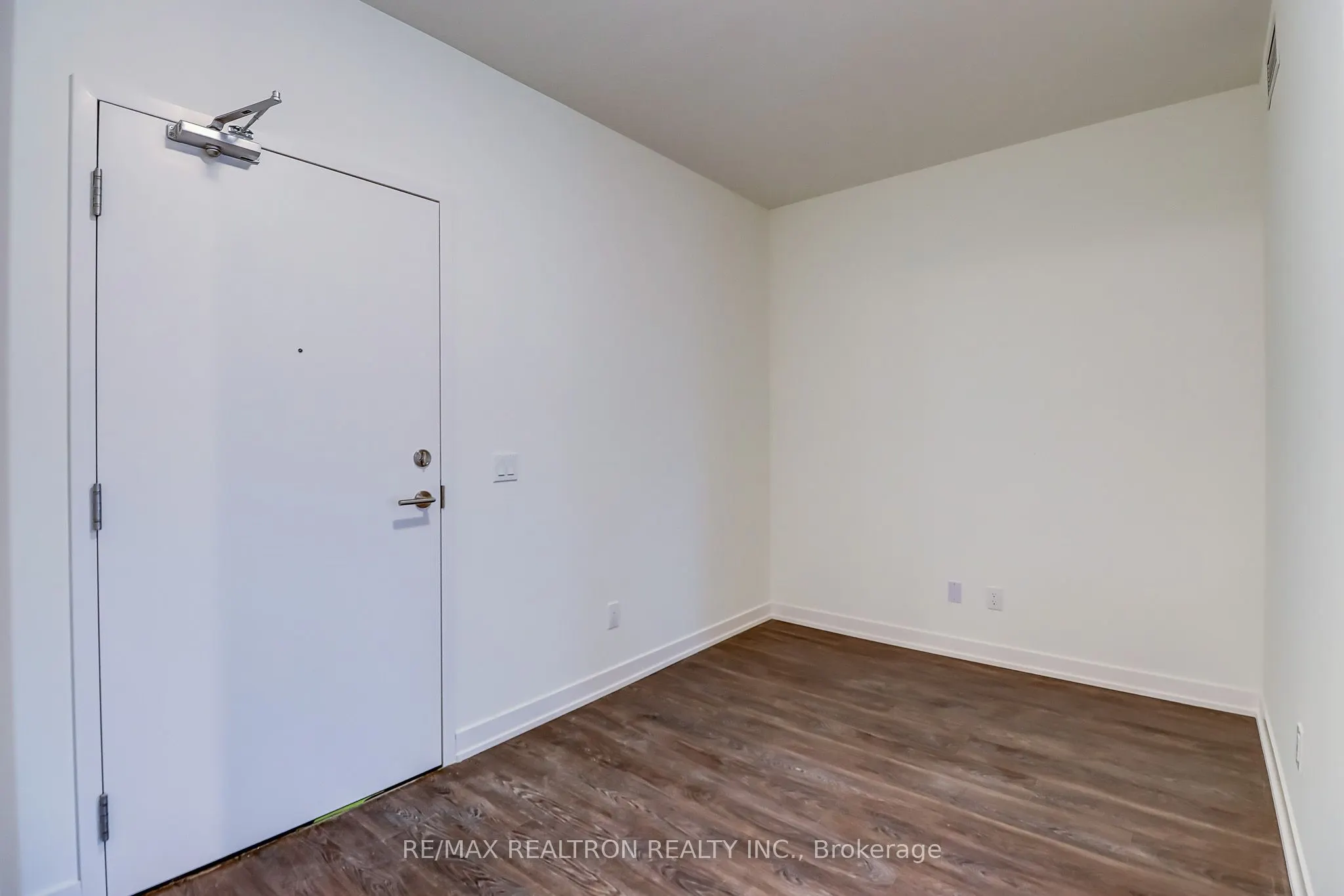 2 David Eyer Road, #722
