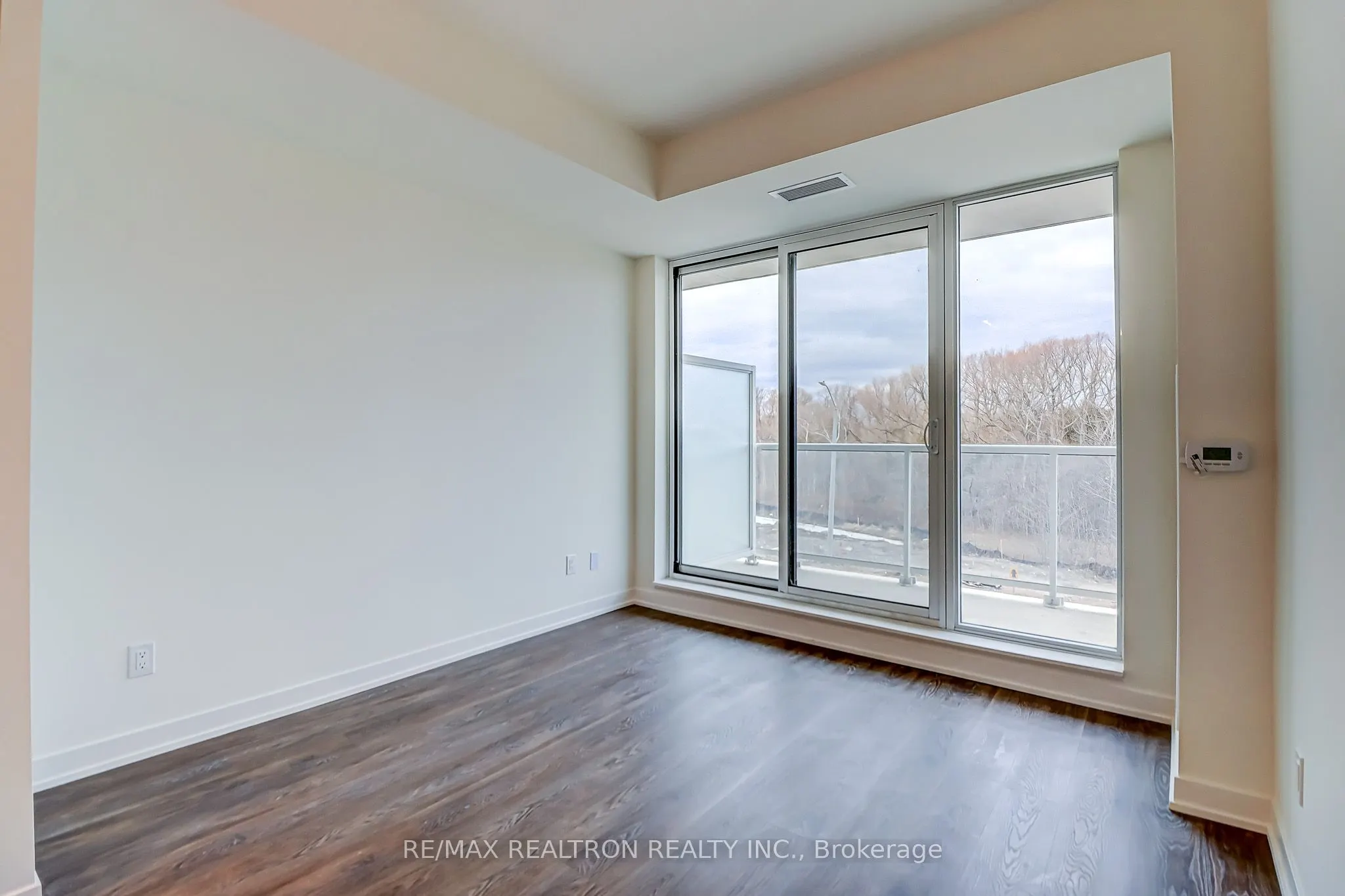 2 David Eyer Road, #722