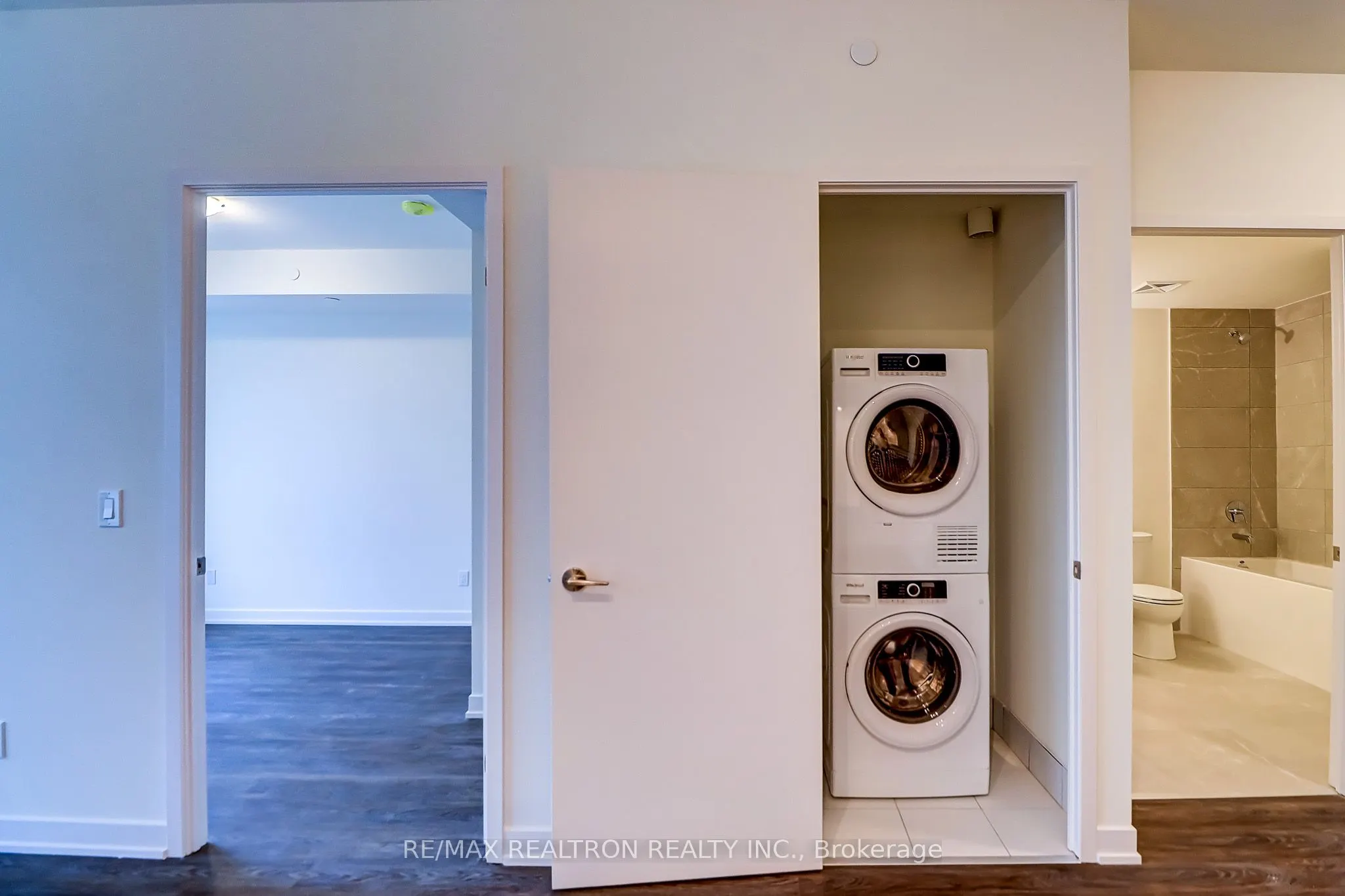 2 David Eyer Road, #722