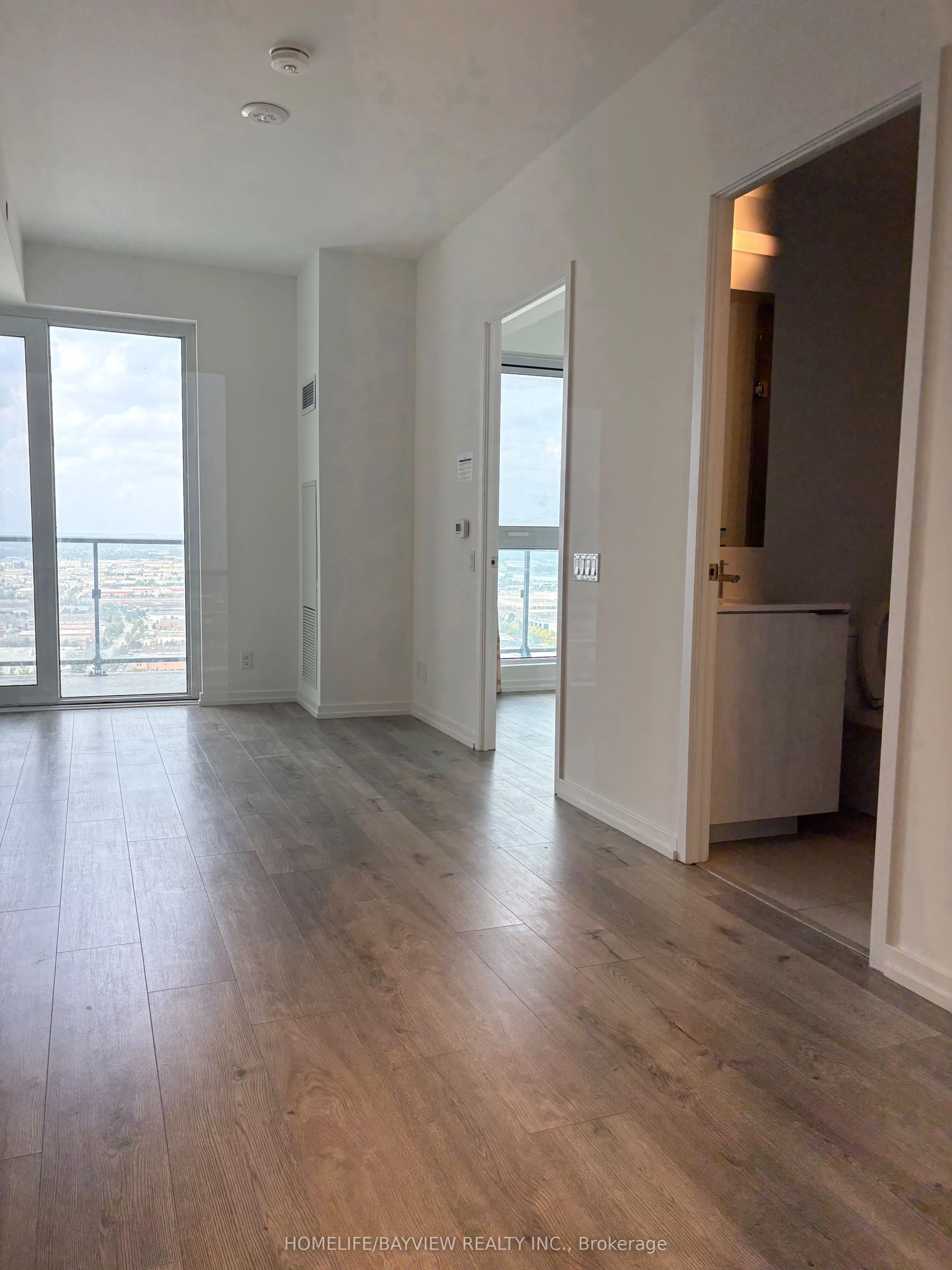 1000 Portage Street, #3712