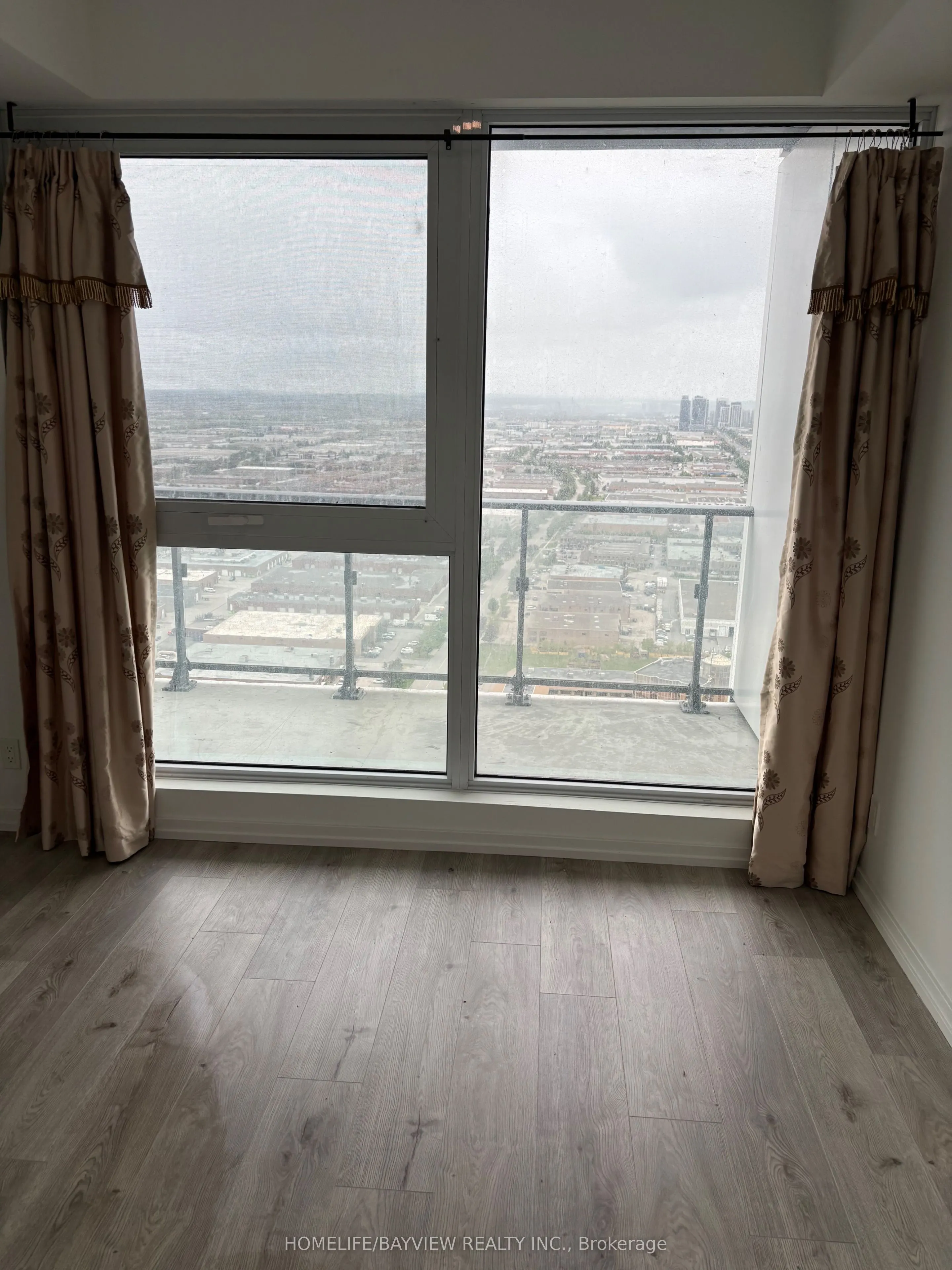 1000 Portage Street, #3712