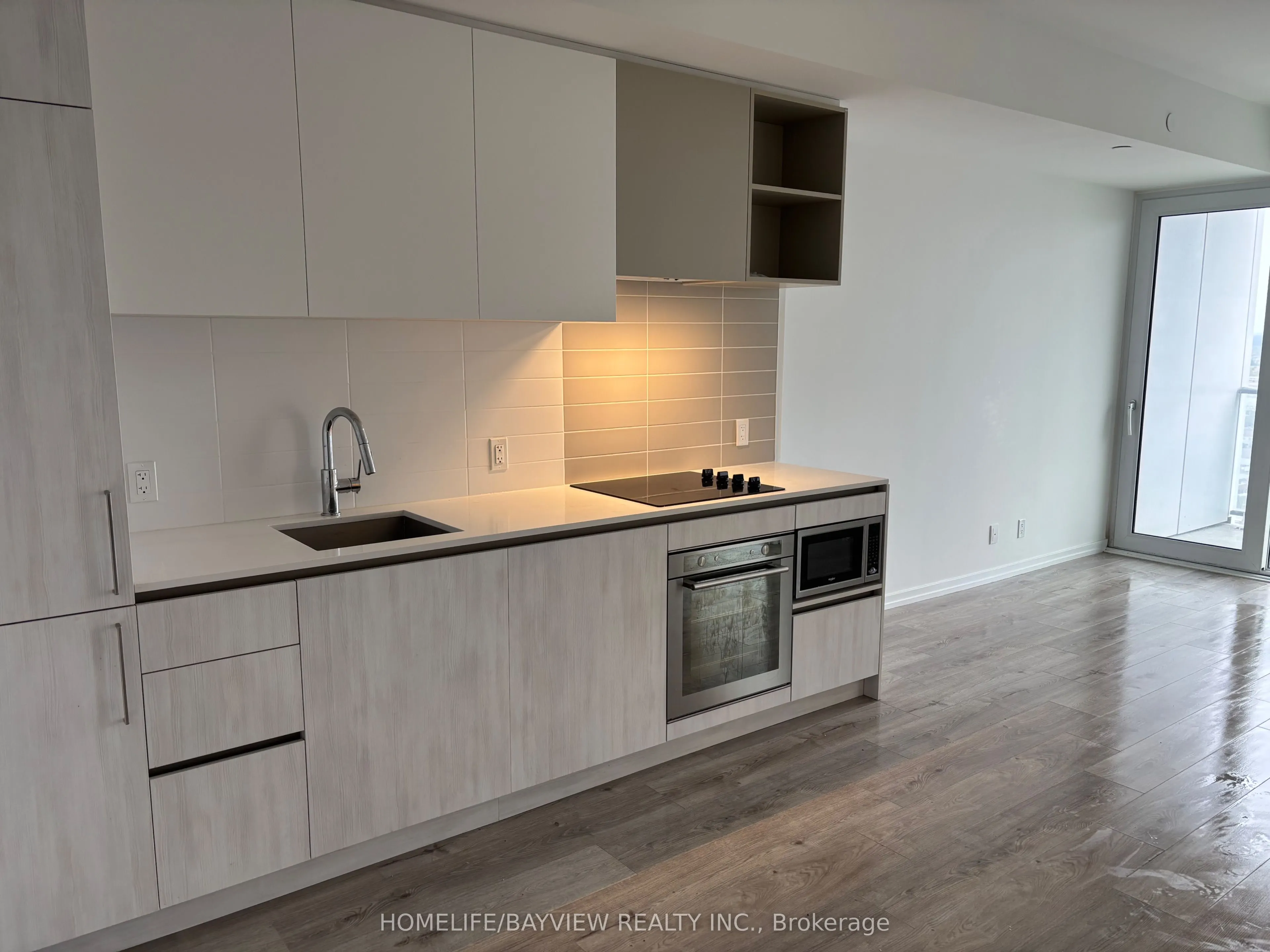 1000 Portage Street, #3712