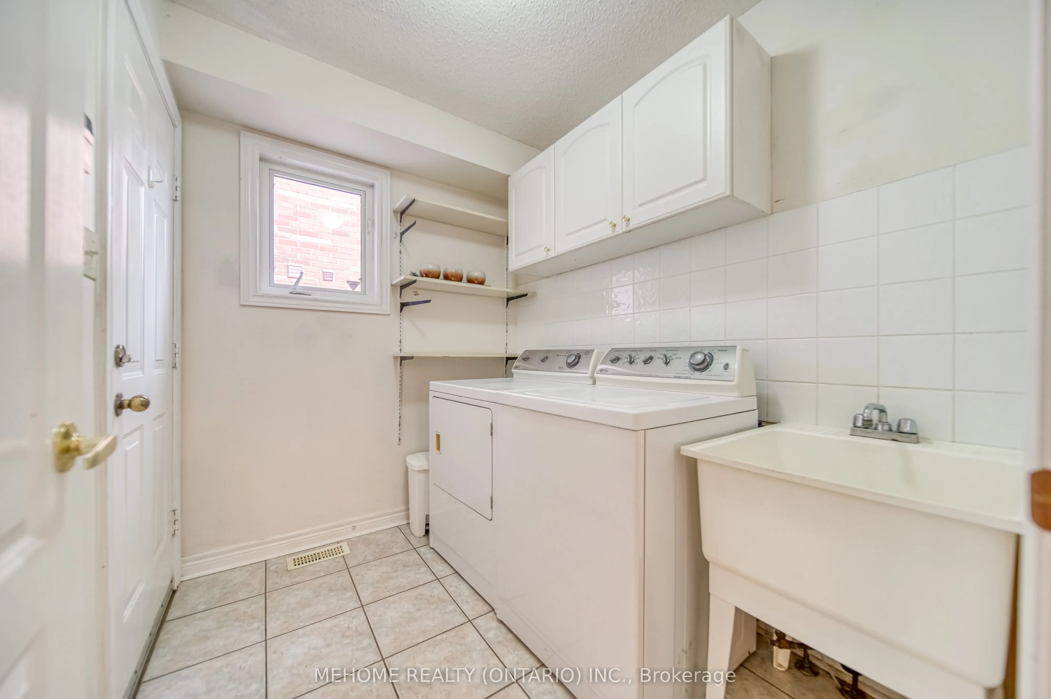 55 D'amato Crescent