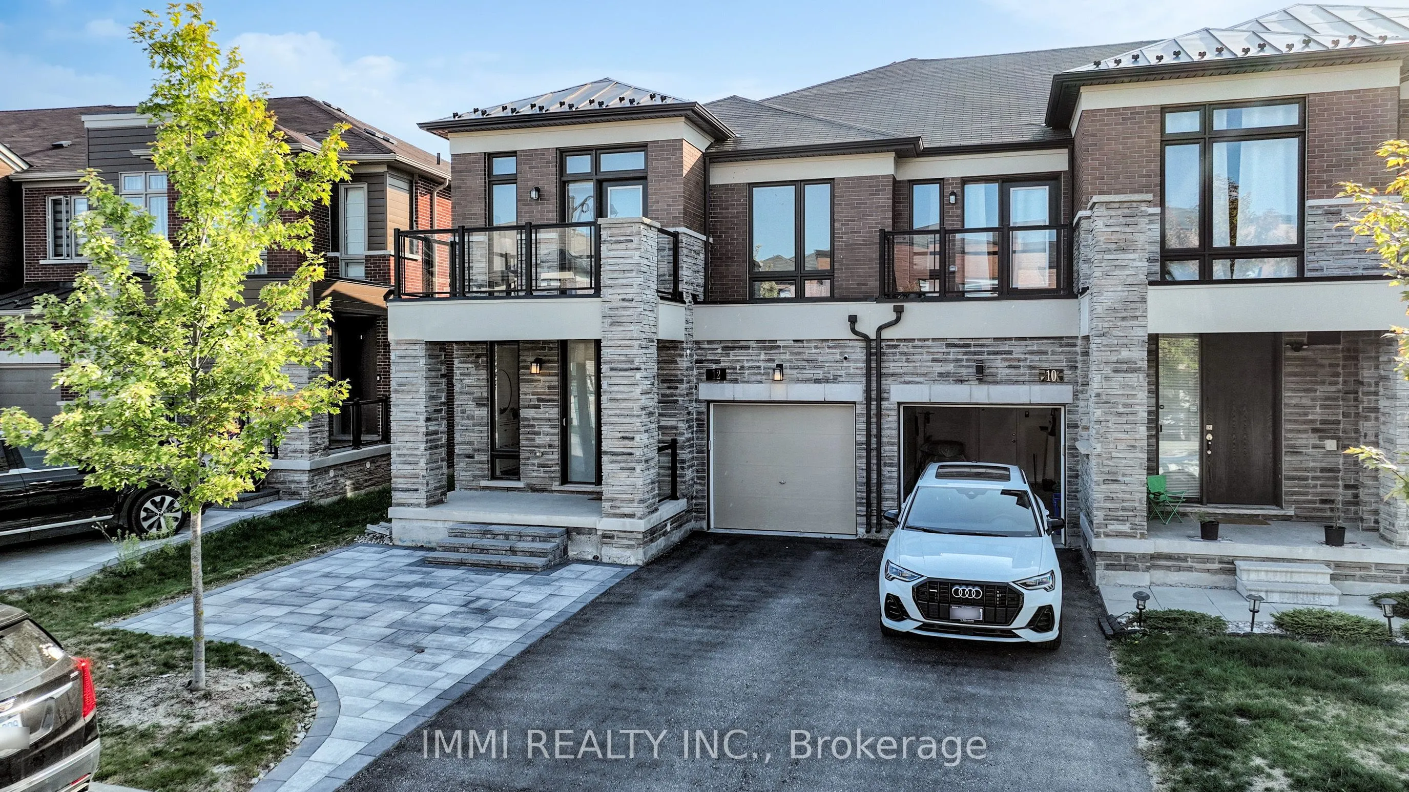 12 Badgerow Way