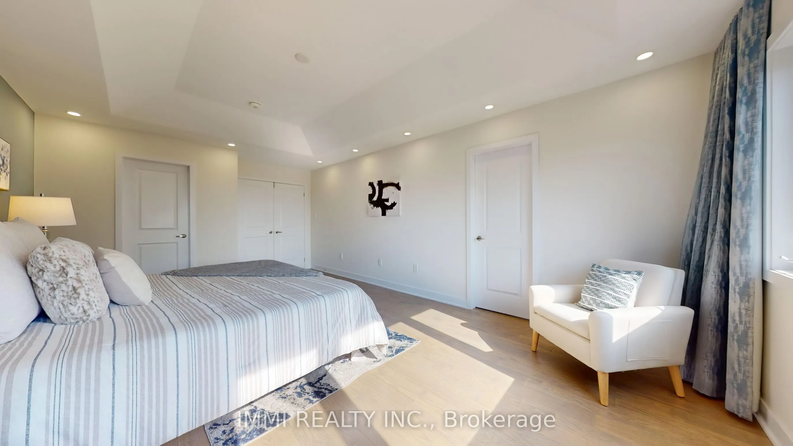 12 Badgerow Way
