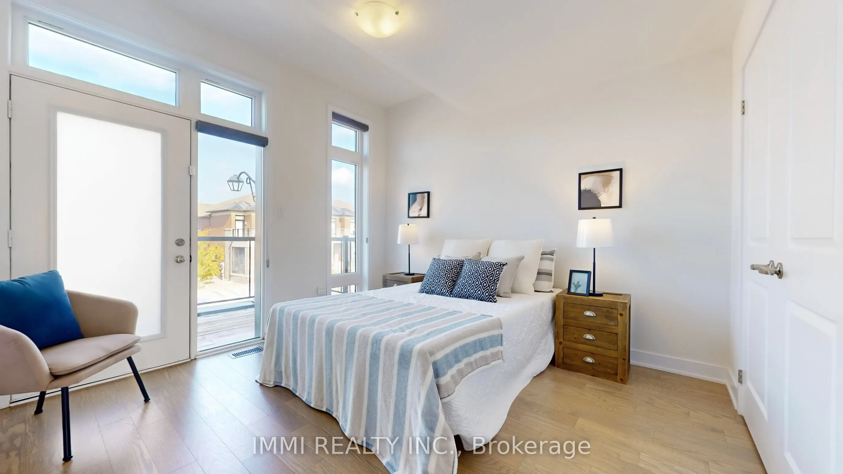12 Badgerow Way