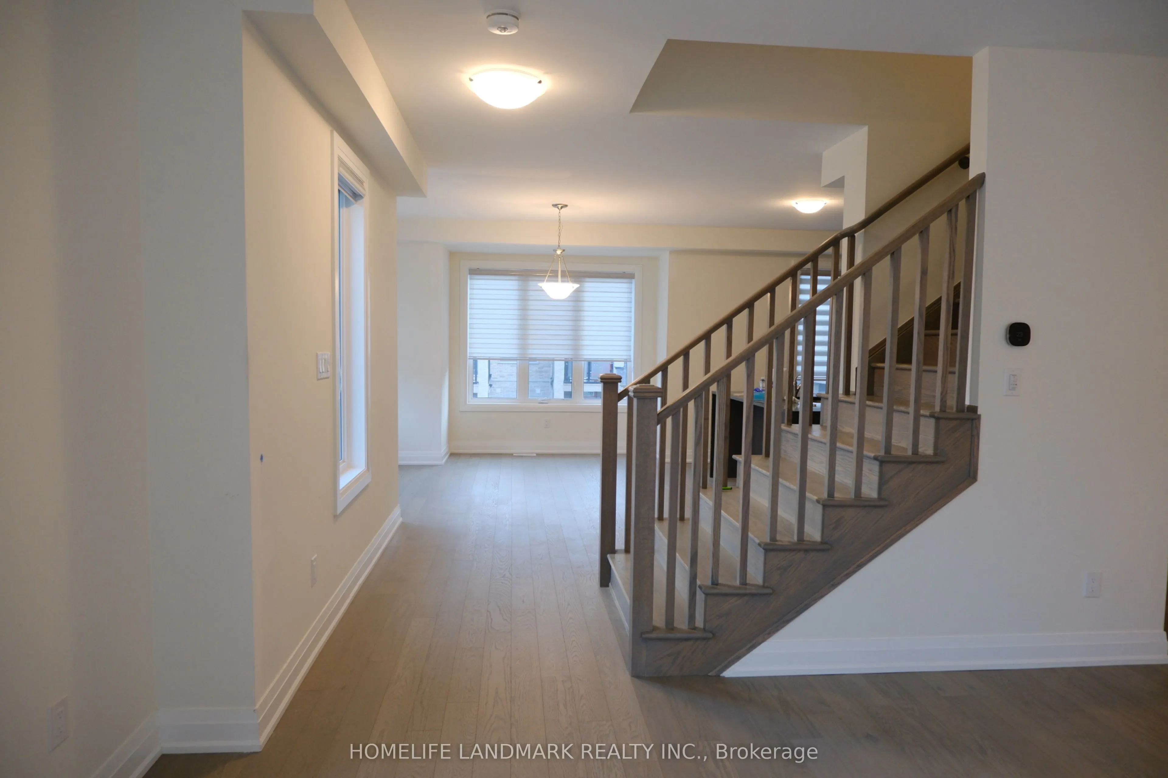 111 Thomas Frisby Jr Crescent