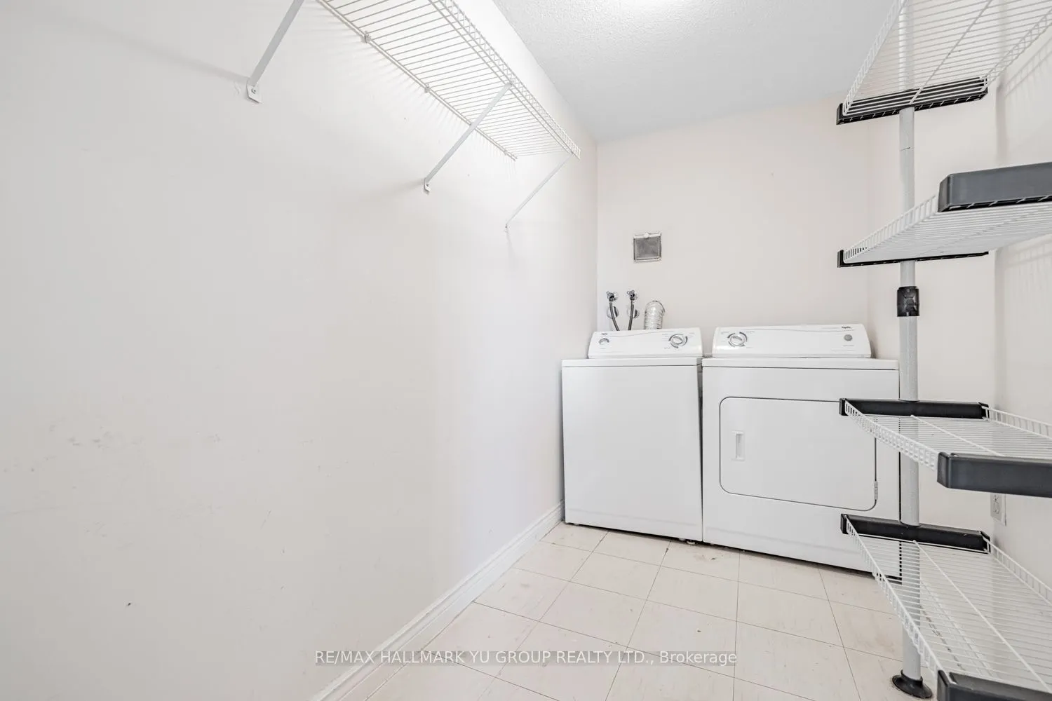 7 Townsgate Drive, #1203