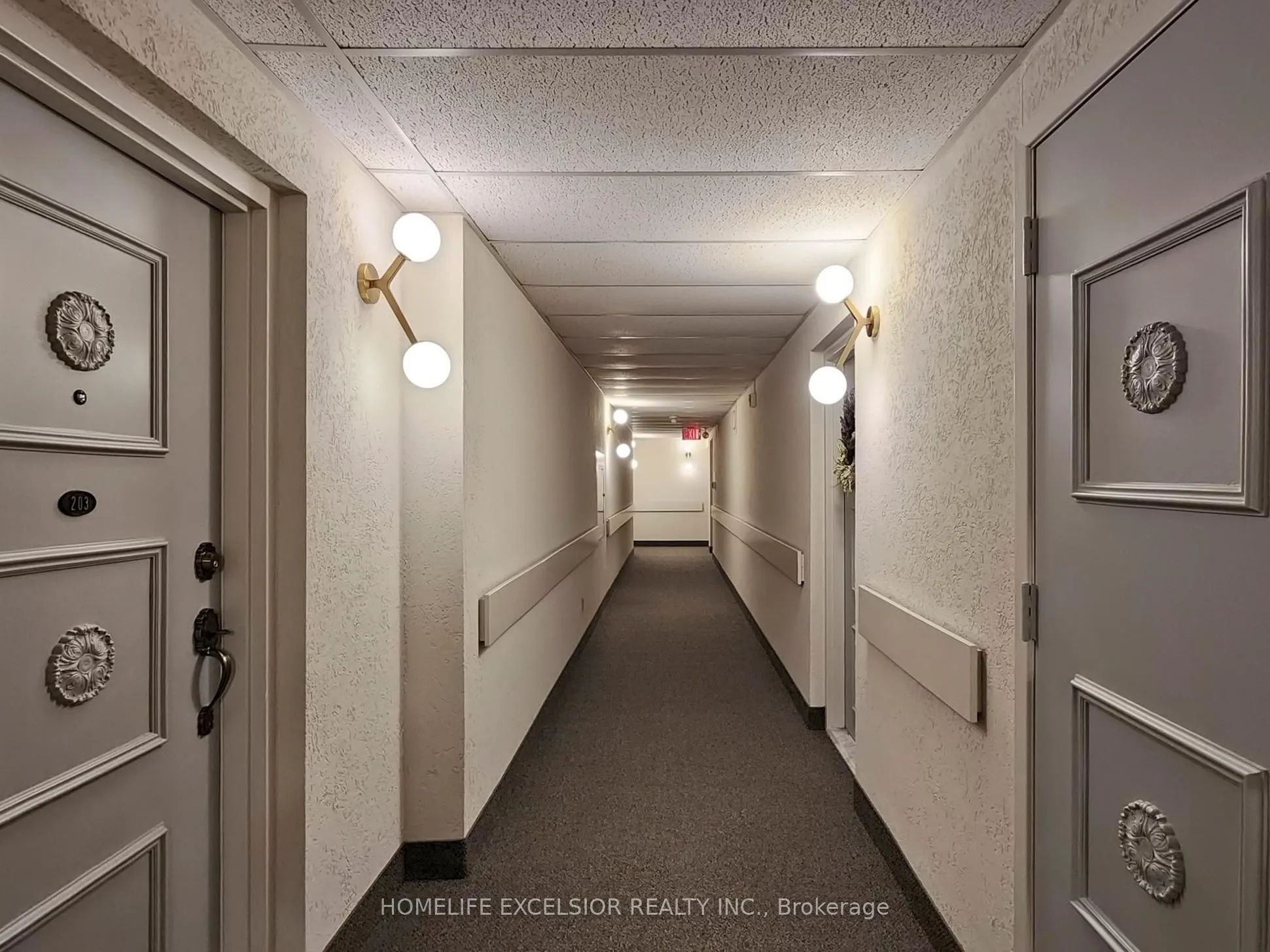 15390 Yonge Street, #203