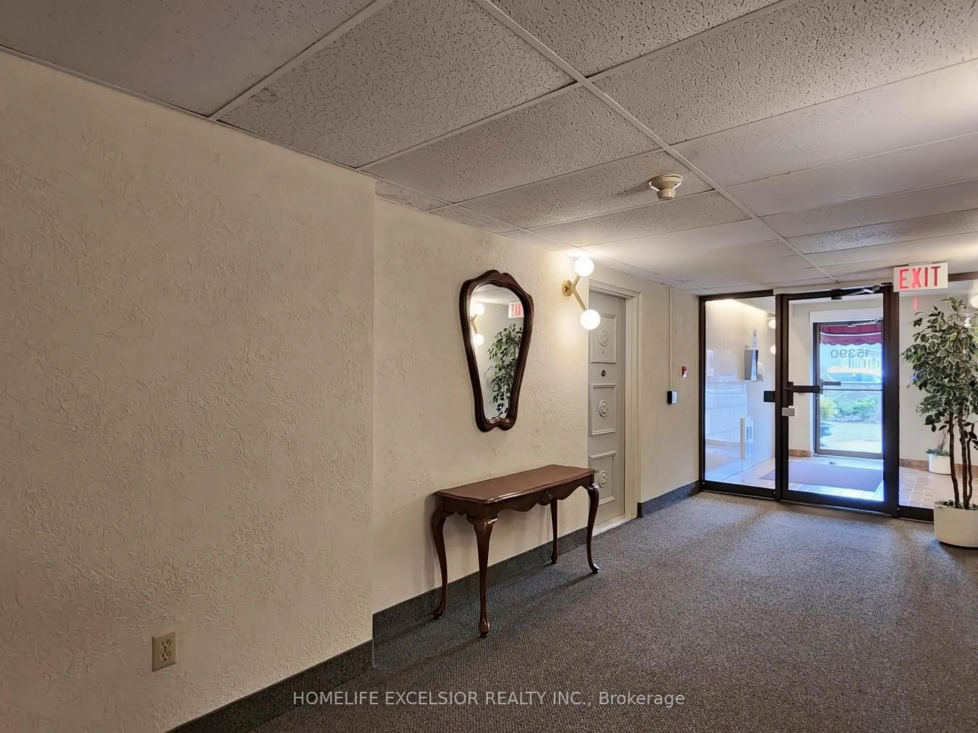 15390 Yonge Street, #203