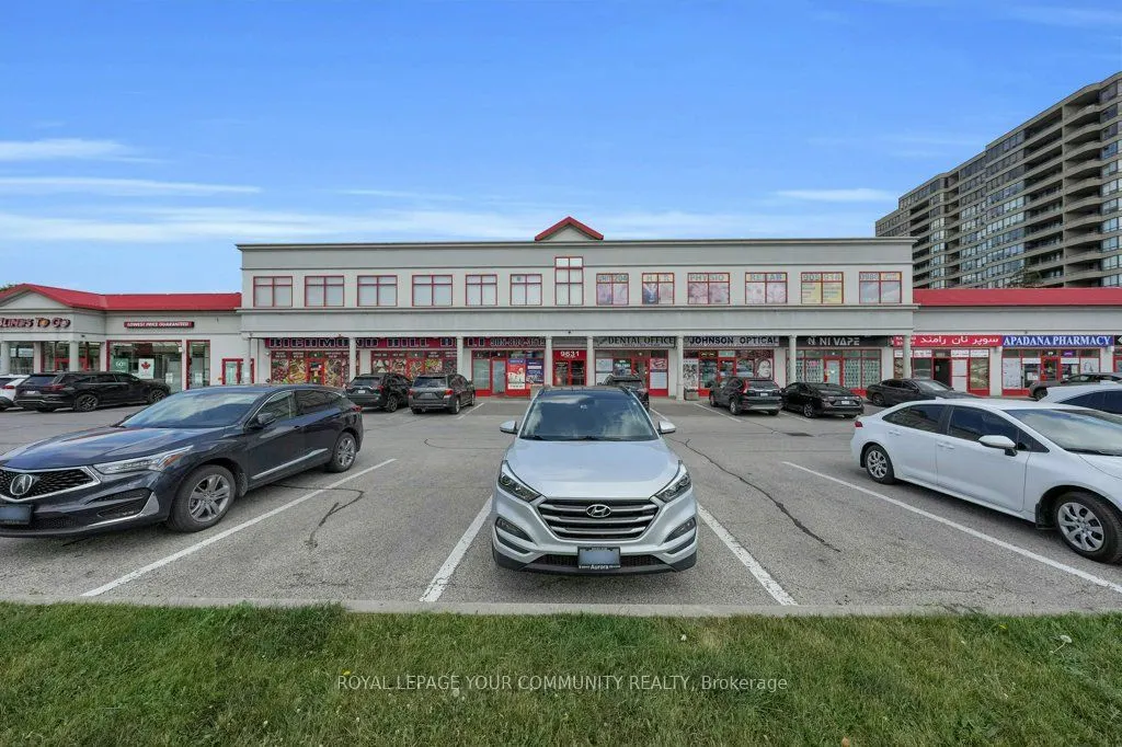 9631 Yonge Street, #204