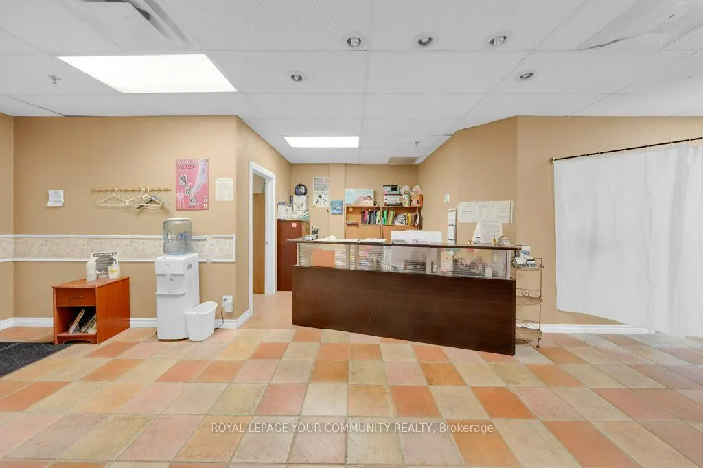 9631 Yonge Street, #204
