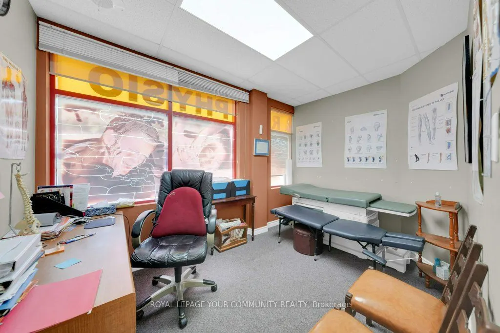 9631 Yonge Street, #204