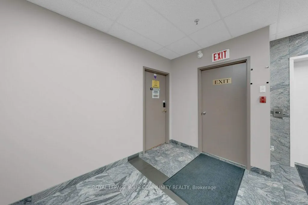 9631 Yonge Street, #204