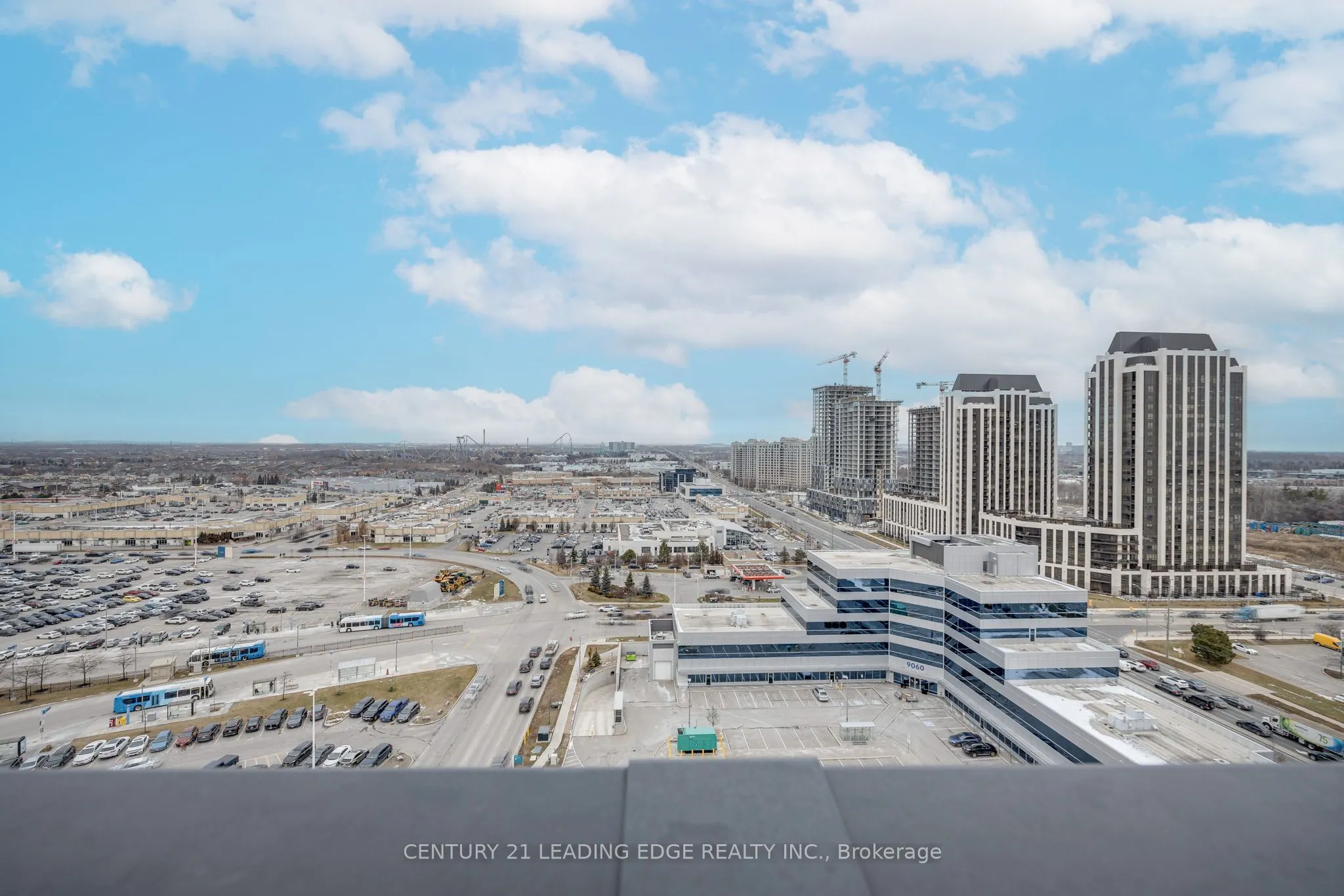 9000 JANE Street, #1521
