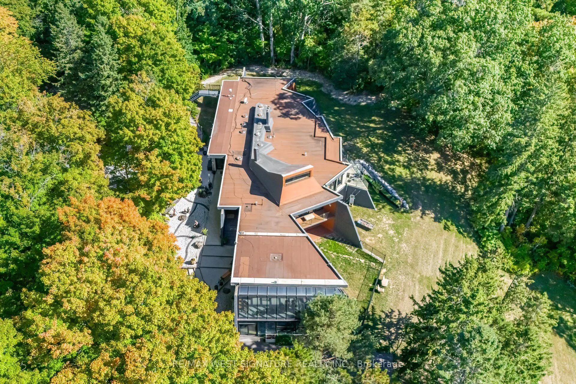 13280 7th Concession