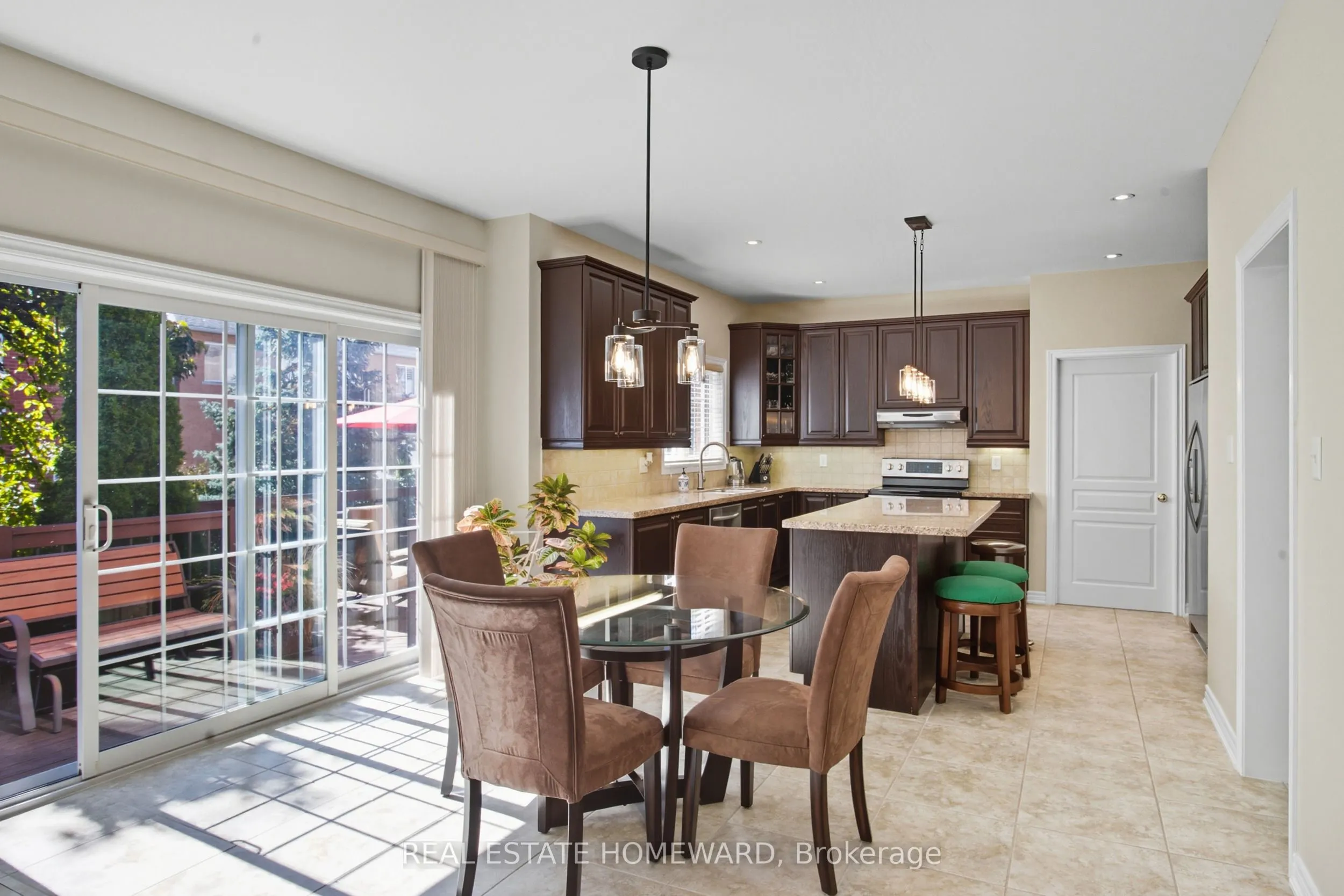 9 Tarmack Drive