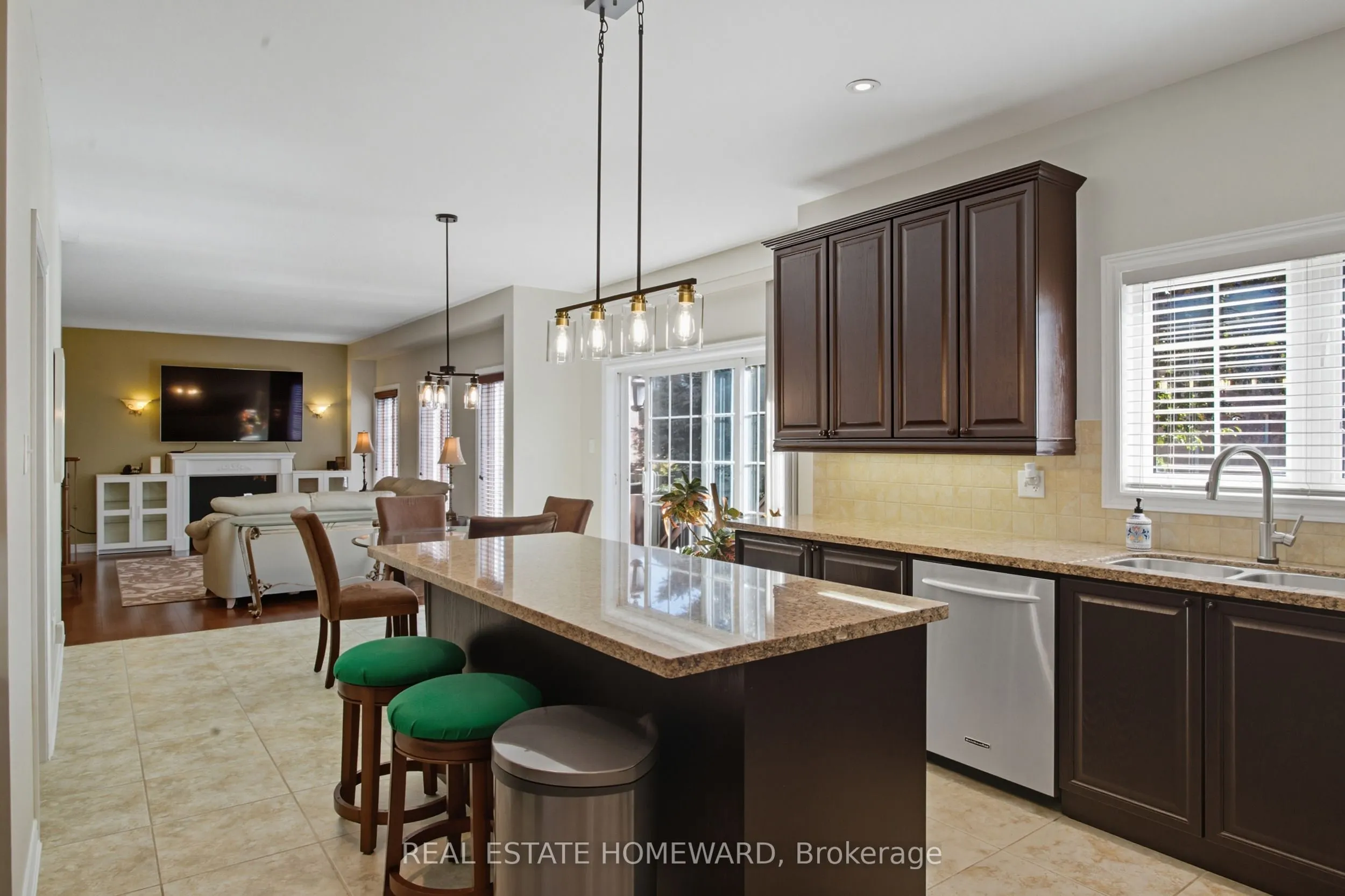 9 Tarmack Drive
