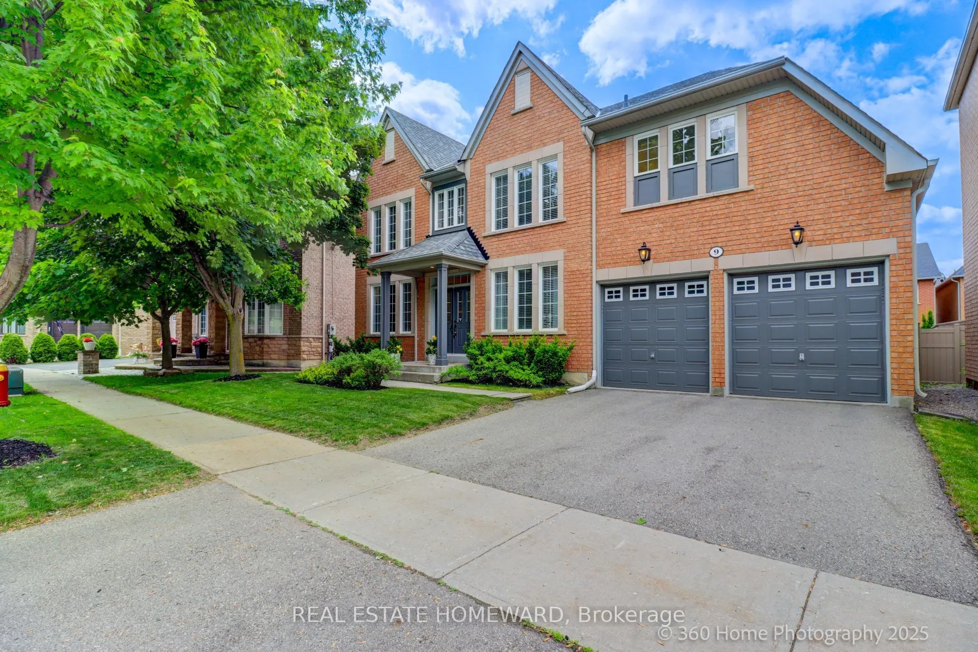 9 Tarmack Drive