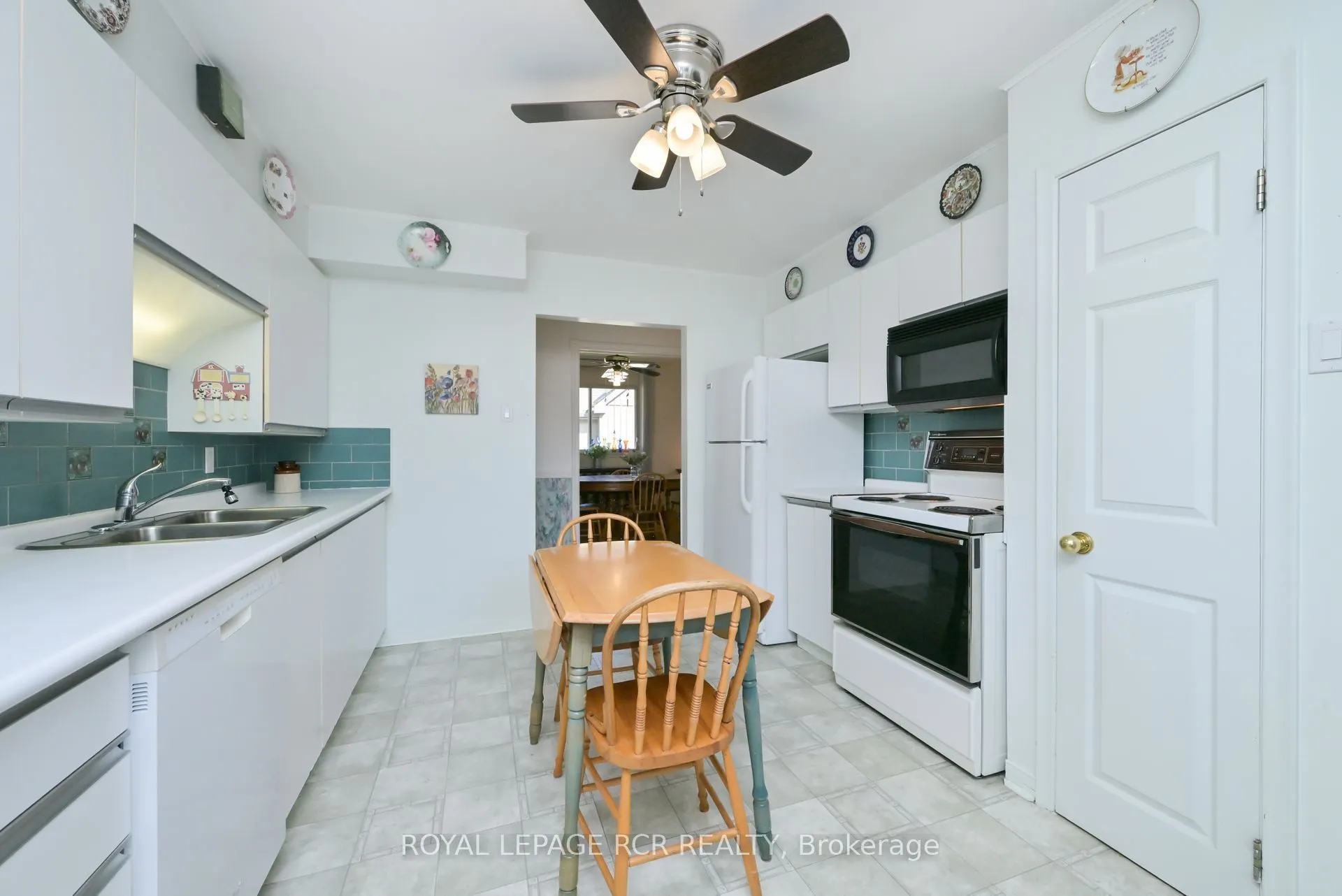 102 Tupper Street W