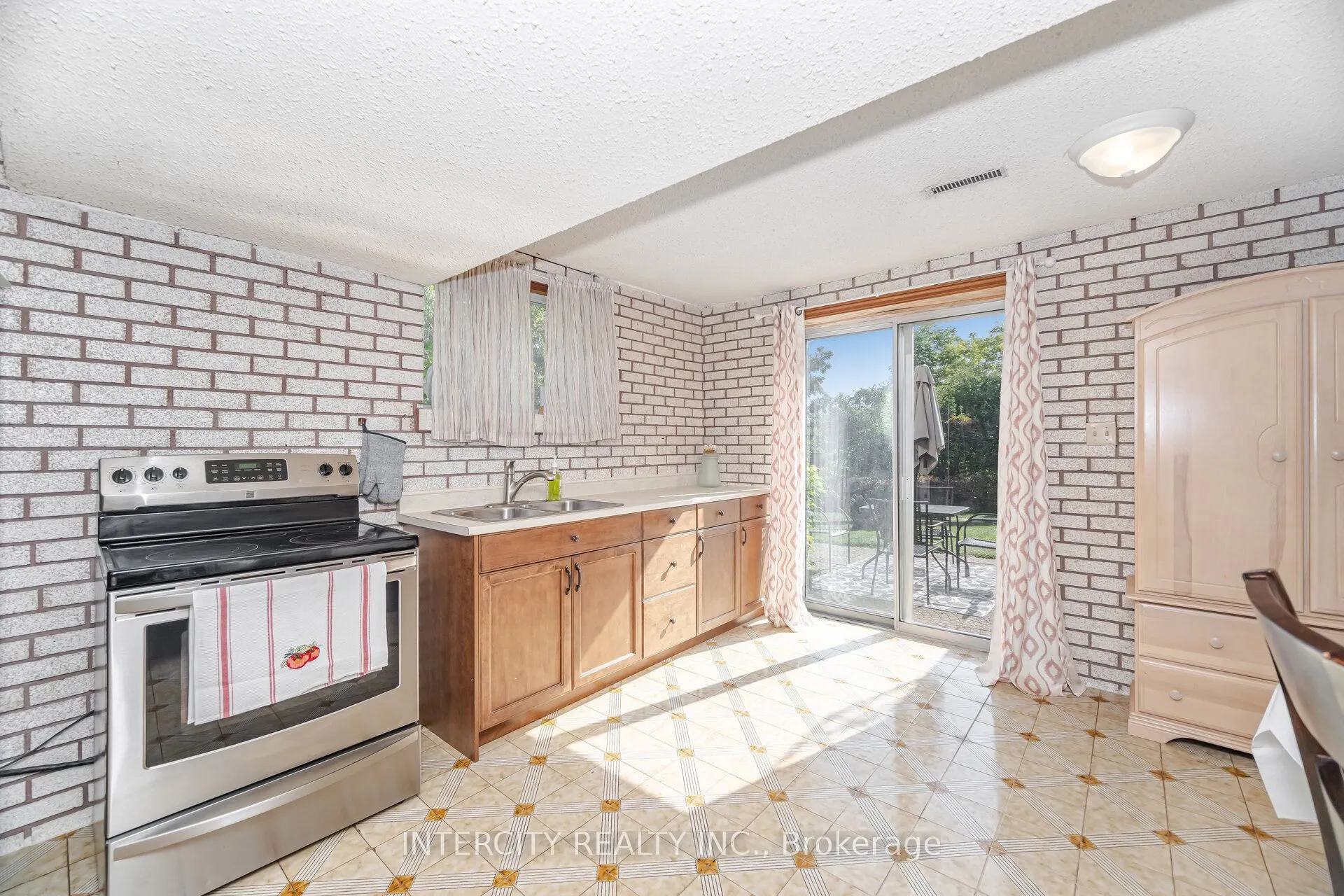 26 North Ridge Road