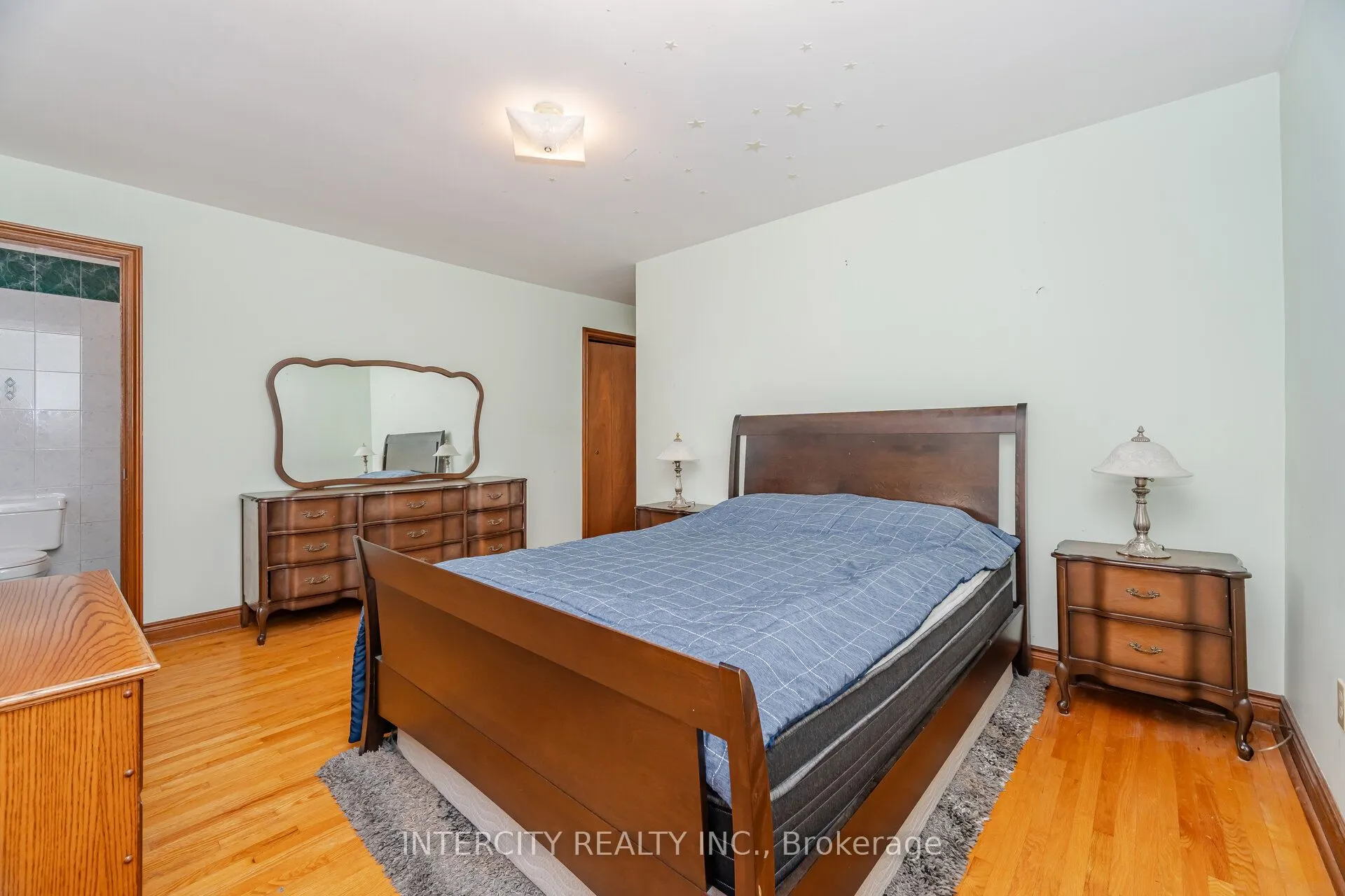 26 North Ridge Road